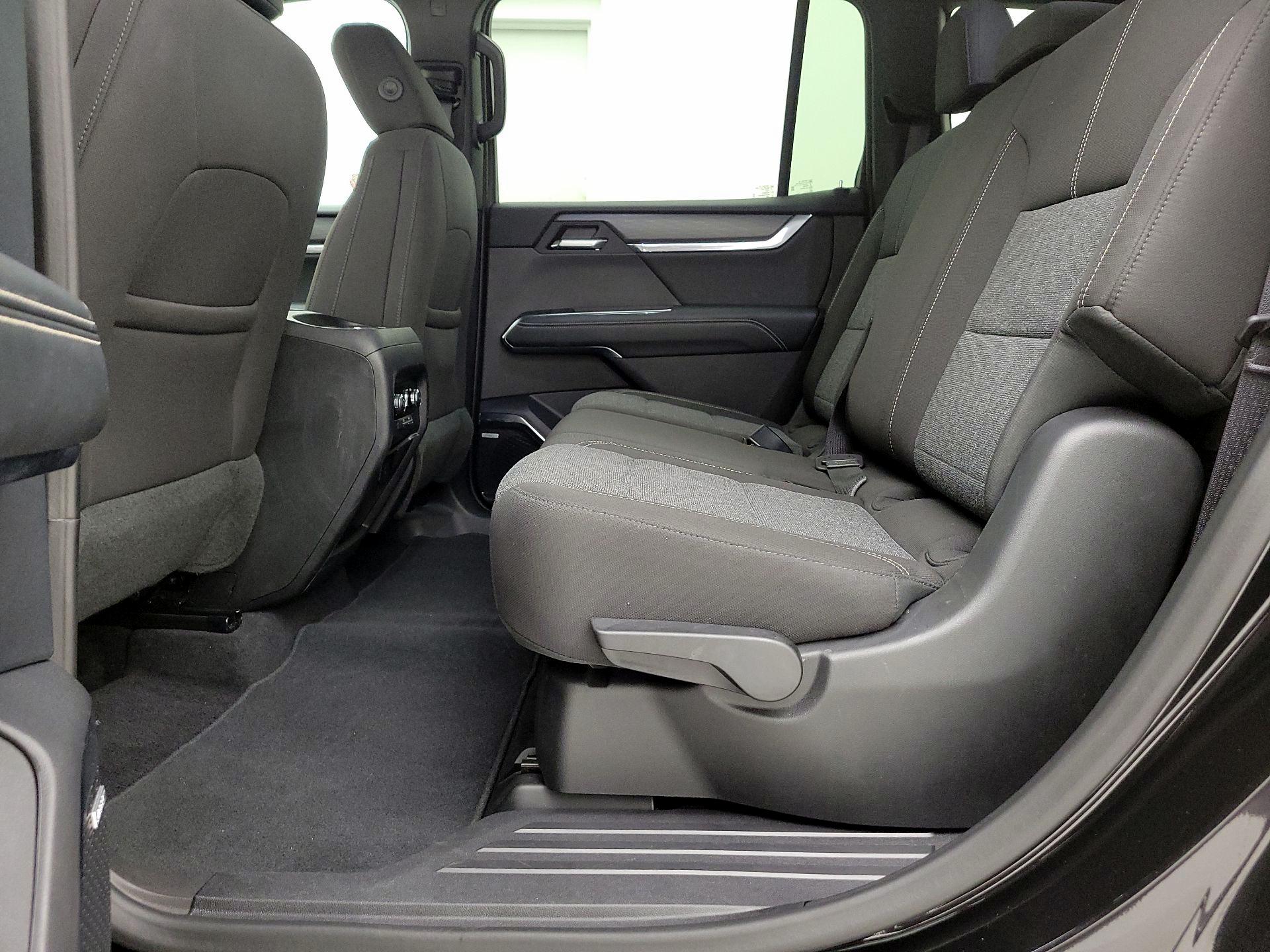 Thumbnail: 2025 GMC Acadia - 20