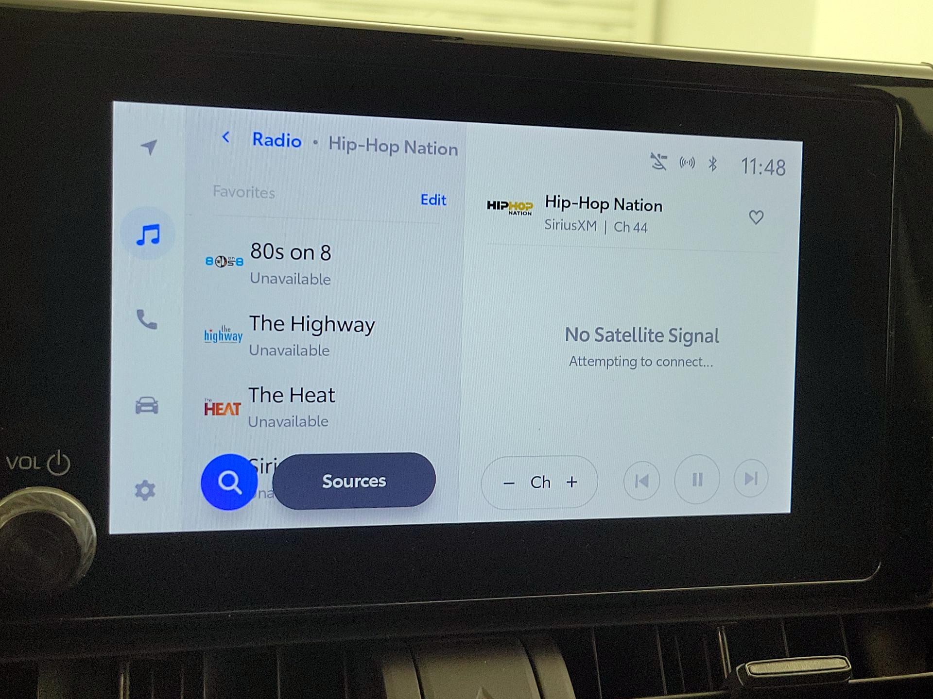 Thumbnail: 2023 Toyota RAV4 - 15