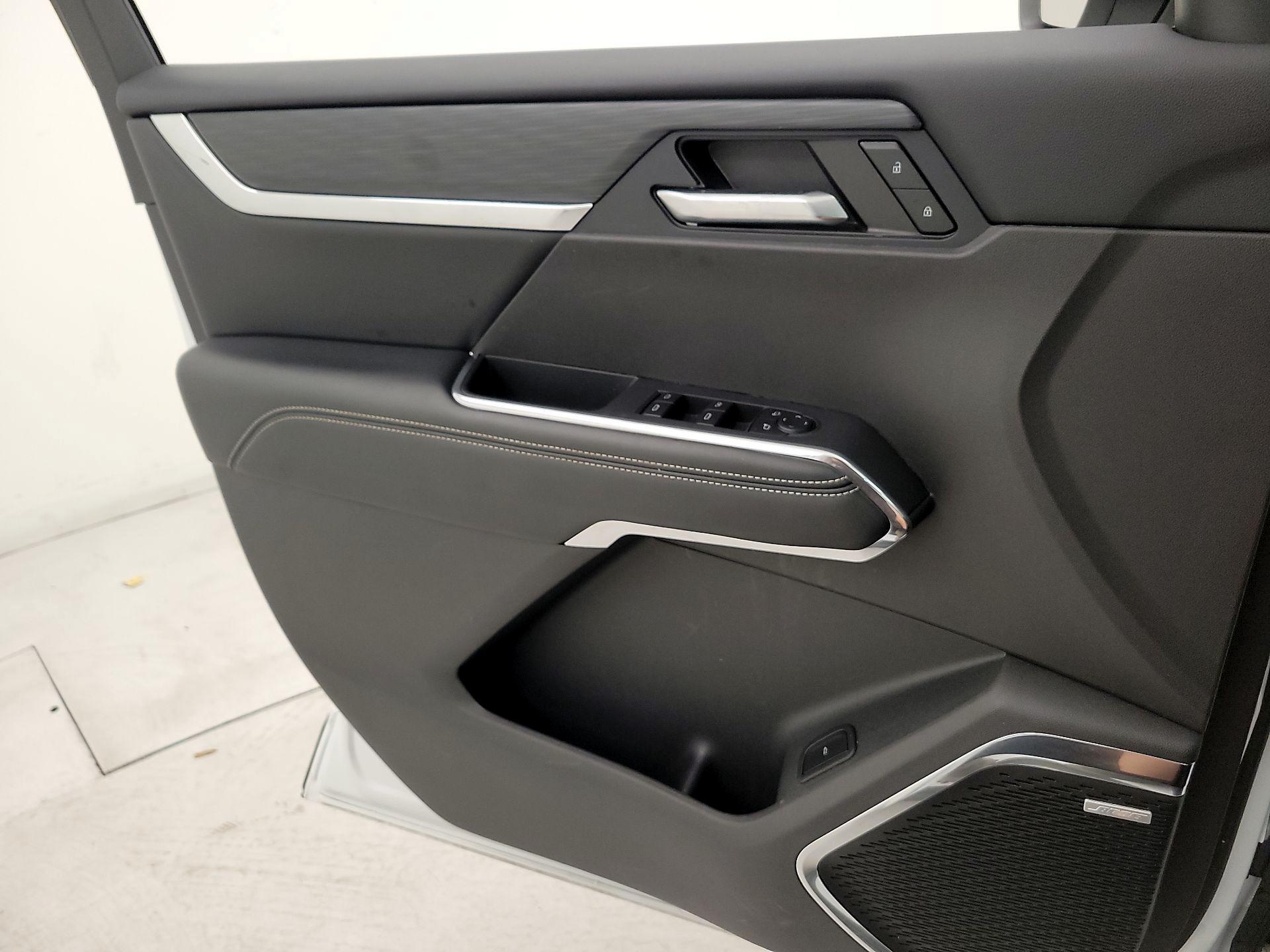 Thumbnail: 2025 GMC Acadia - 12