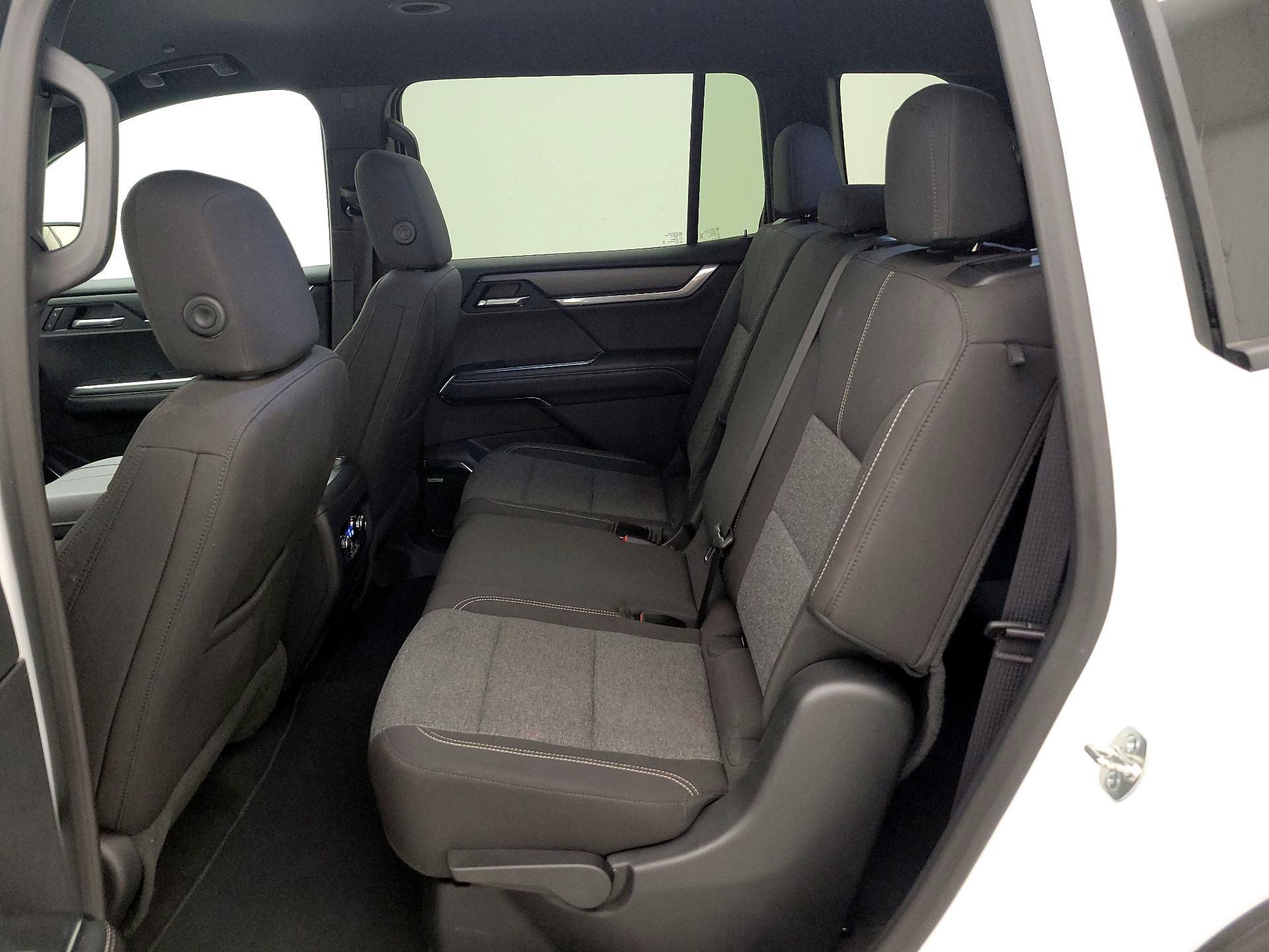 Thumbnail: 2025 GMC Acadia - 20