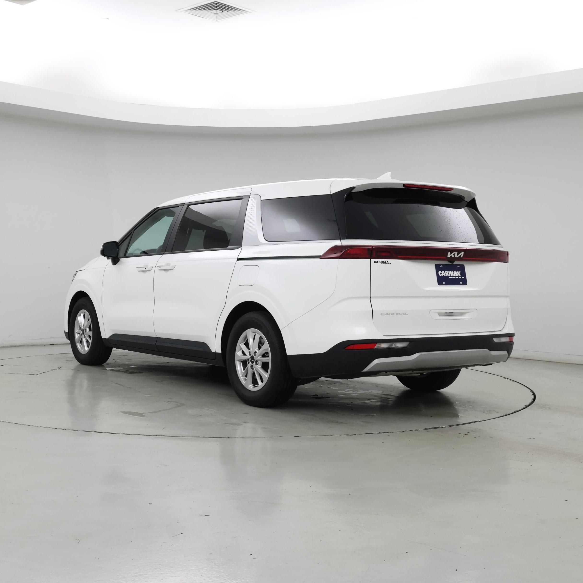 Thumbnail: 2024 Kia Carnival - 2