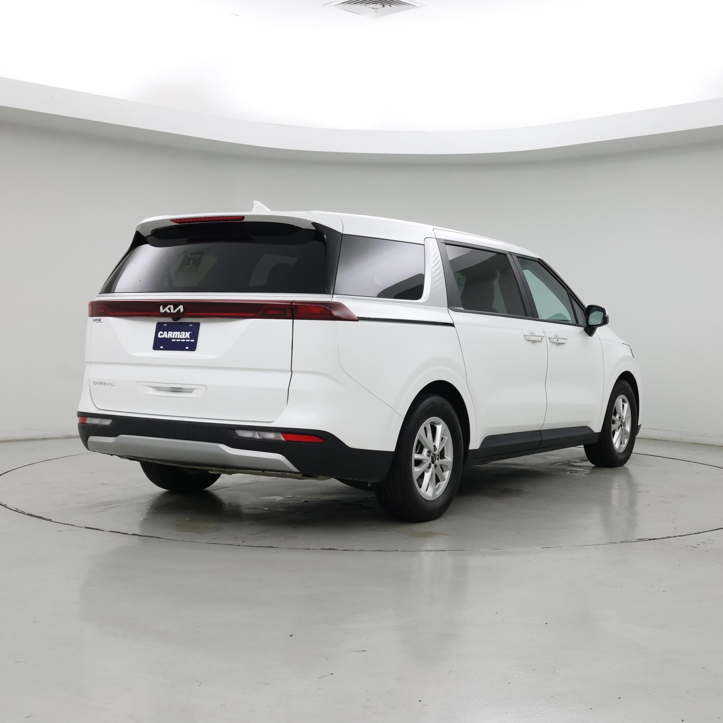 Thumbnail: 2024 Kia Carnival - 8