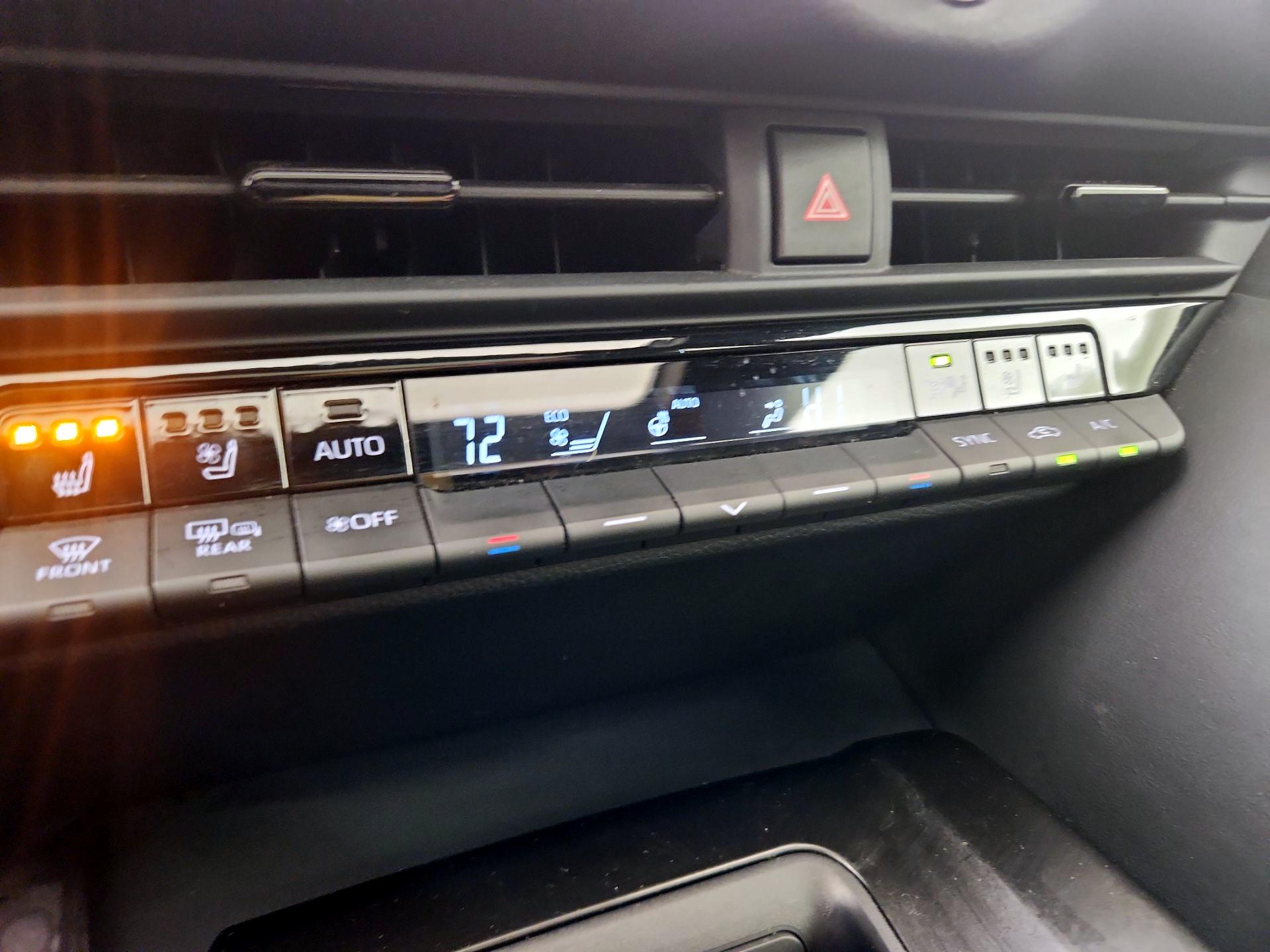 Thumbnail: 2024 Toyota Crown - 16