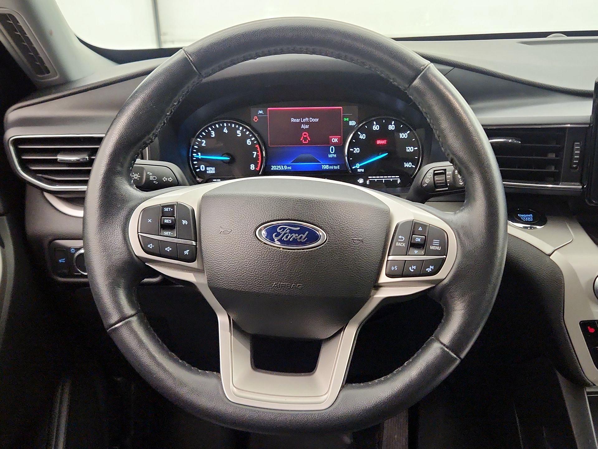 Thumbnail: 2022 Ford Explorer - 10