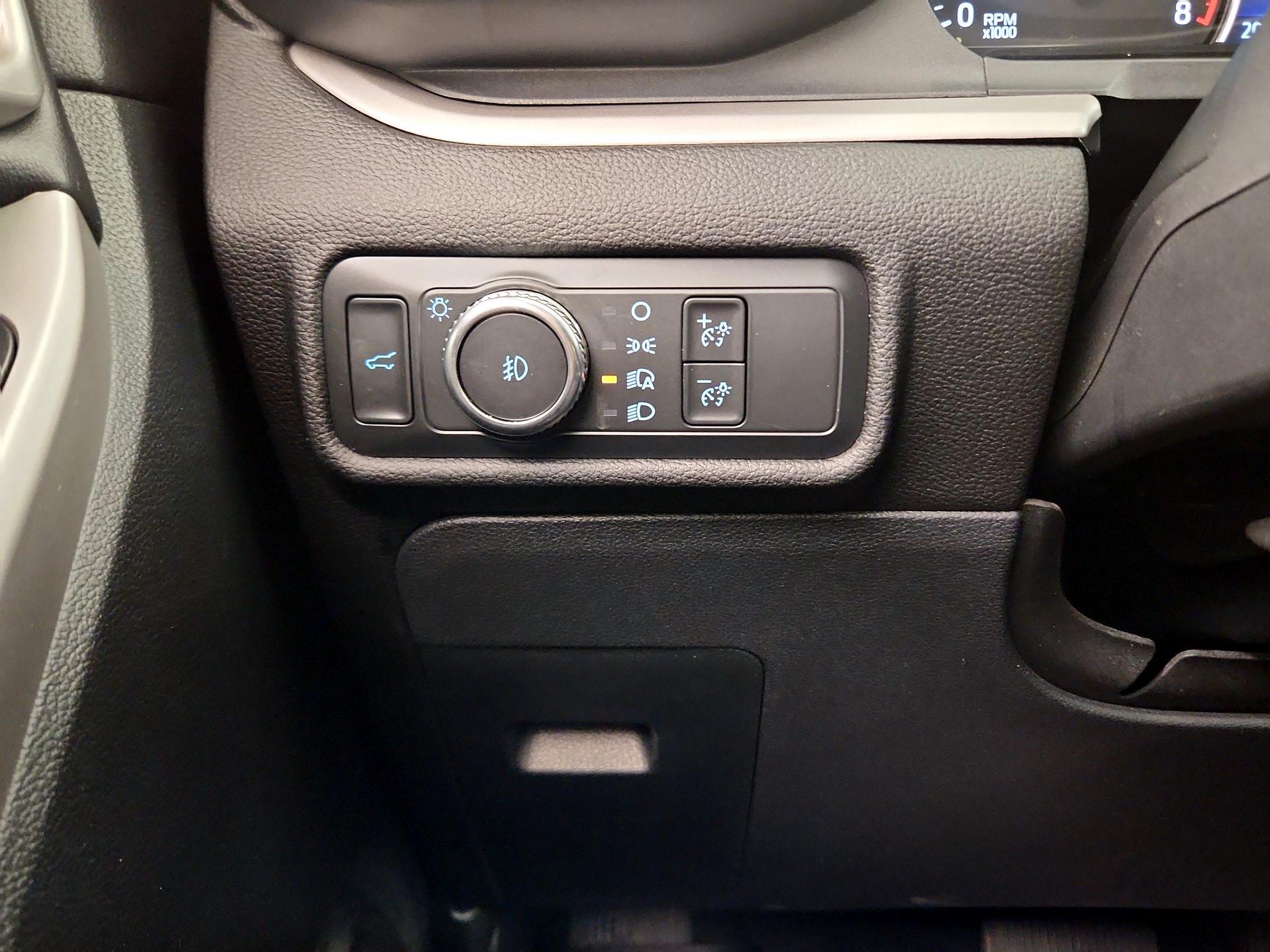 Thumbnail: 2022 Ford Explorer - 13