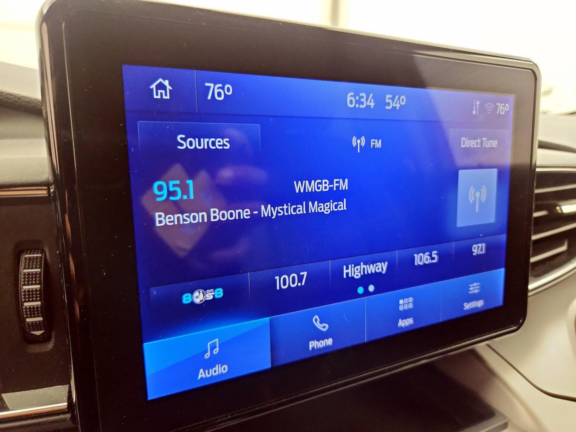 Thumbnail: 2022 Ford Explorer - 15