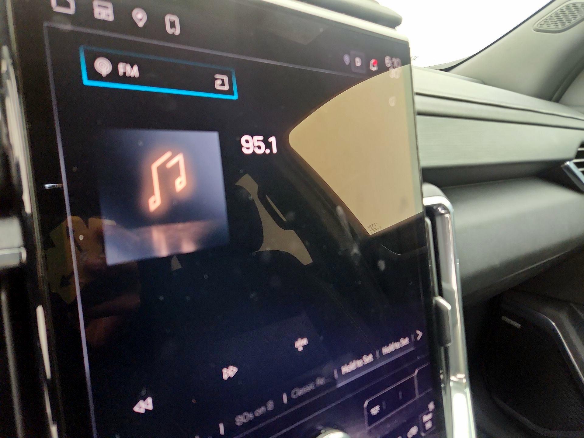 Thumbnail: 2025 GMC Acadia - 16