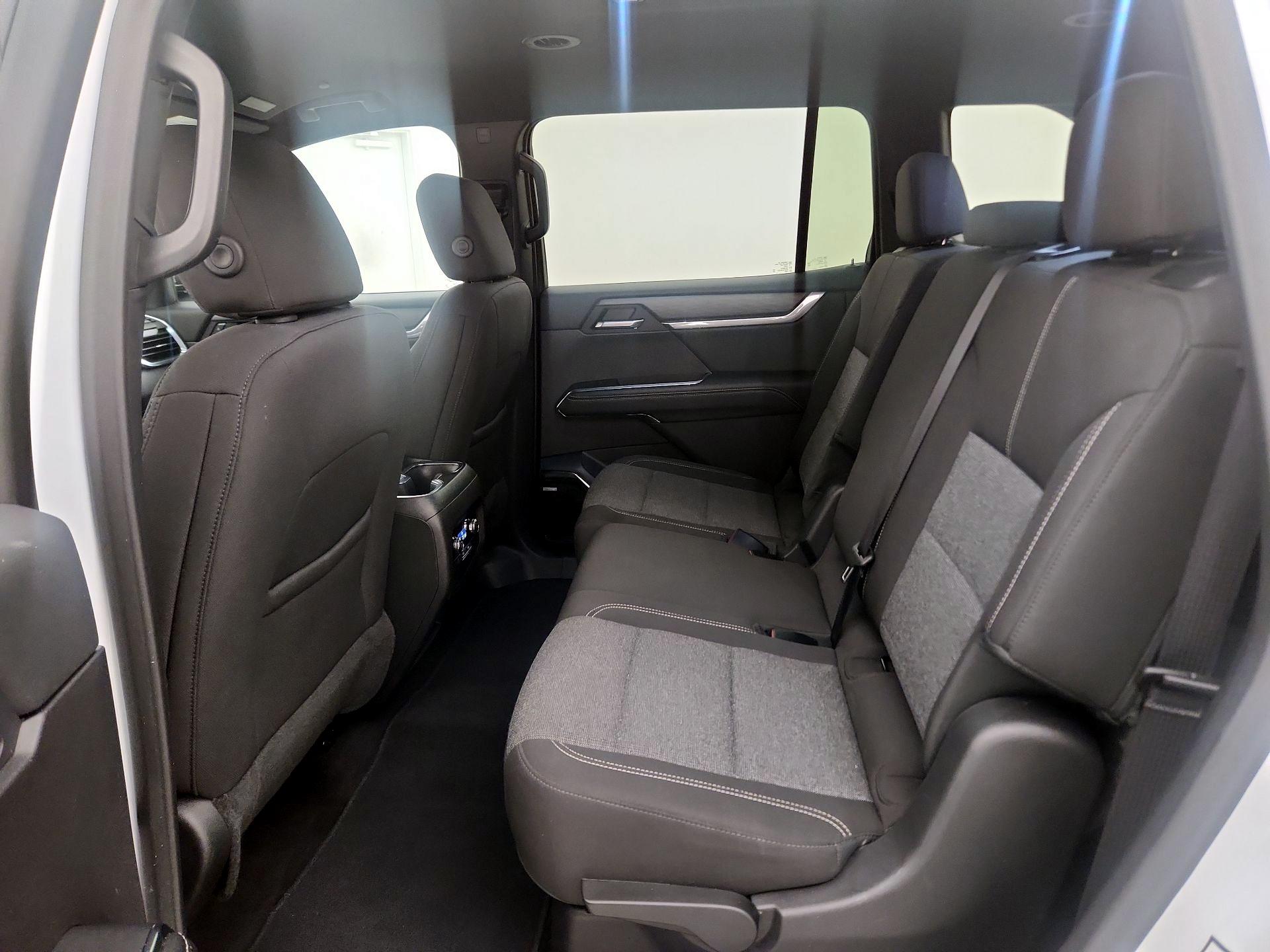 Thumbnail: 2025 GMC Acadia - 20