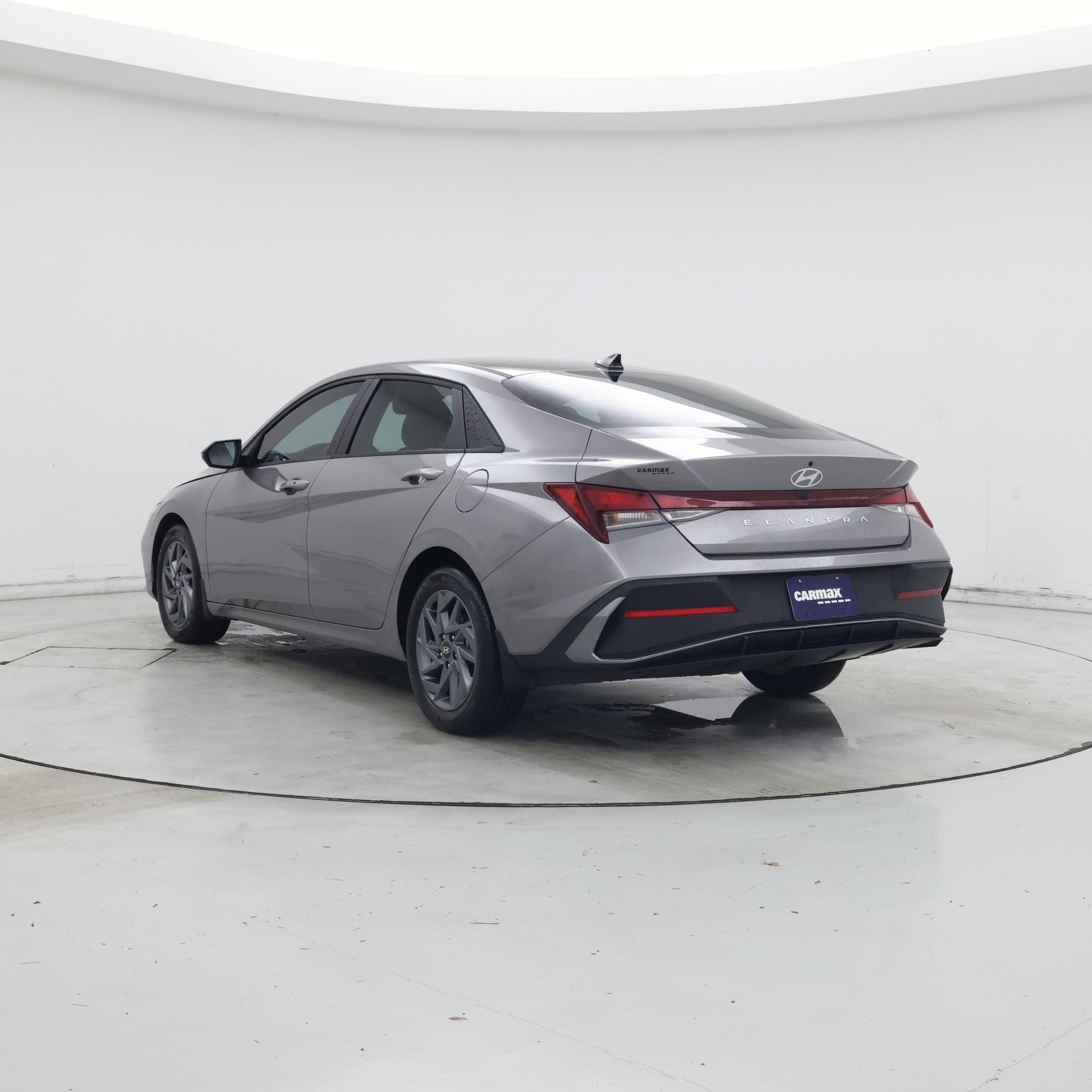 Thumbnail: 2024 Hyundai Elantra - 2