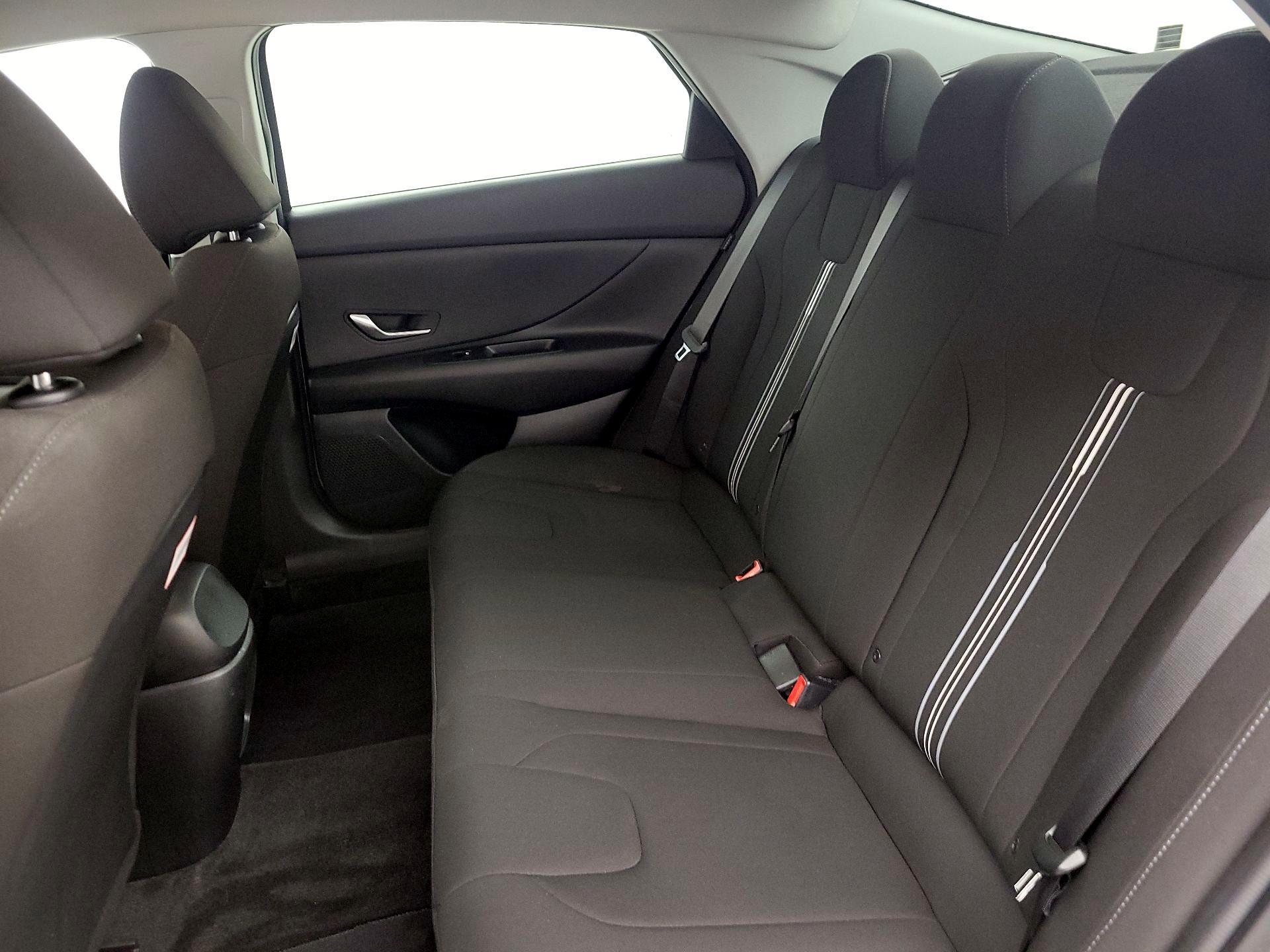 Thumbnail: 2024 Hyundai Elantra - 20