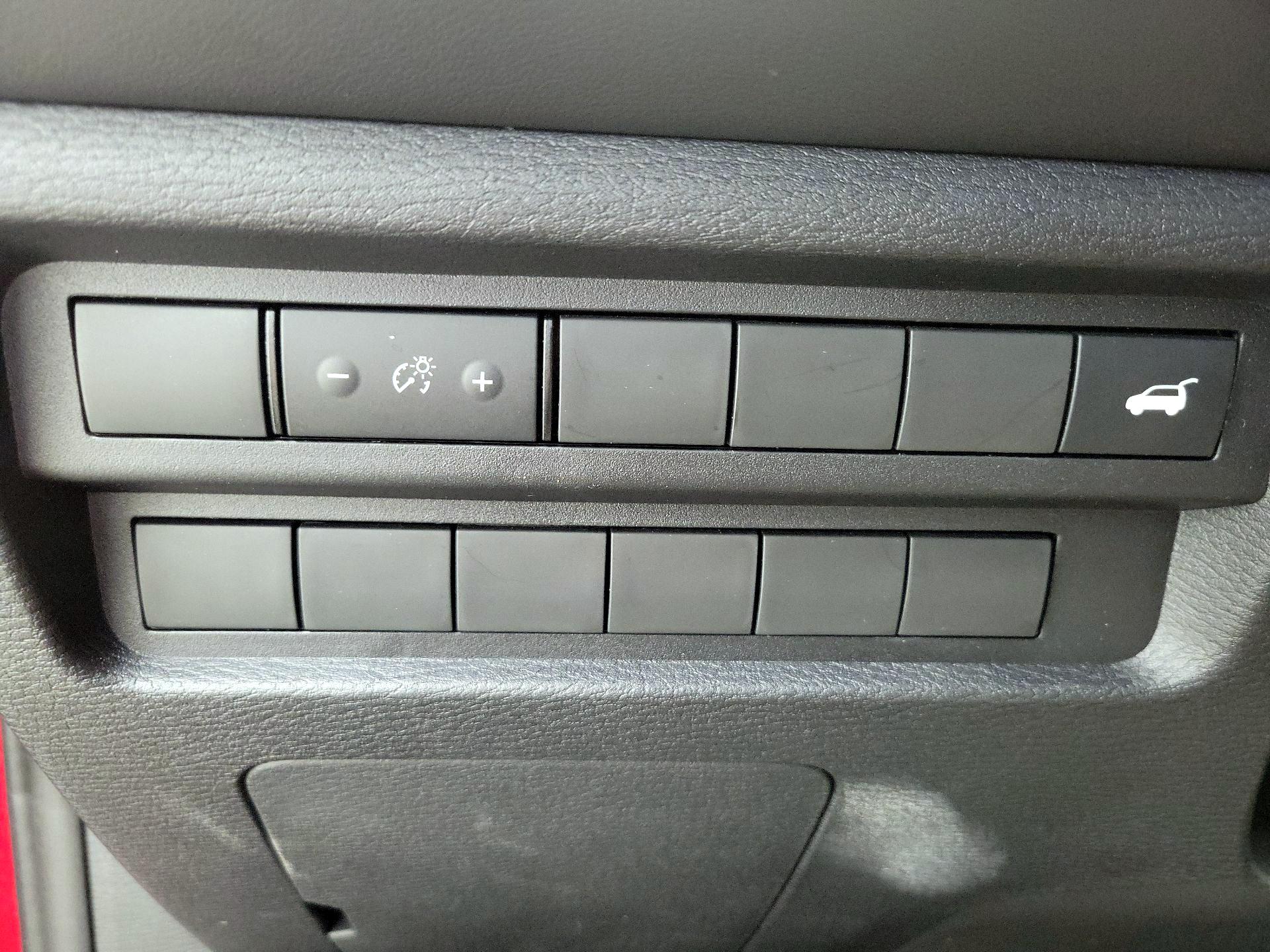 Thumbnail: 2024 Mitsubishi Outlander - 13