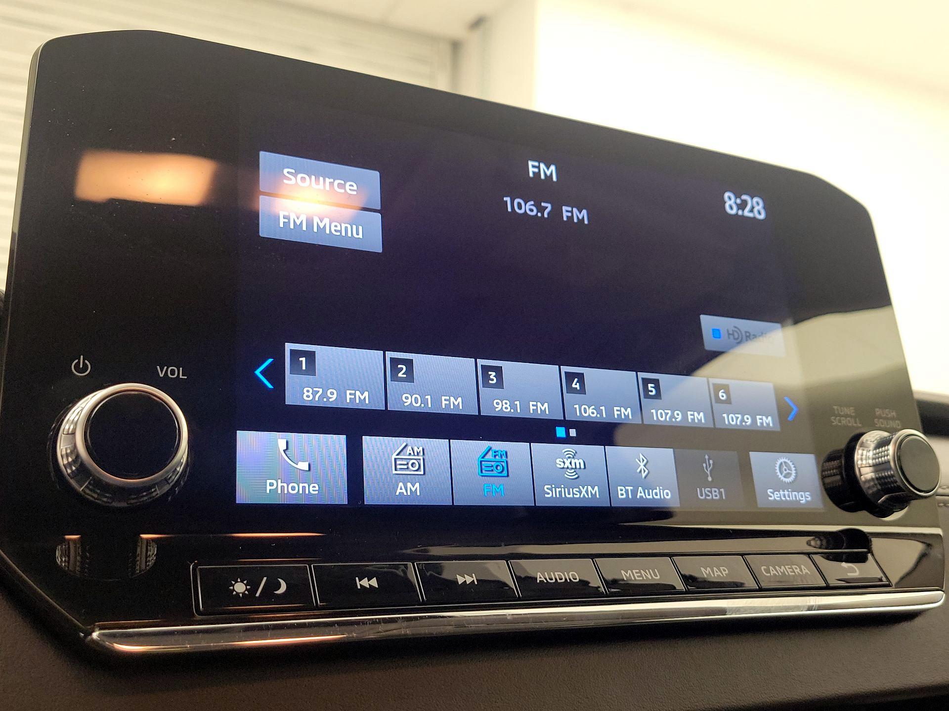 Thumbnail: 2024 Mitsubishi Outlander - 16