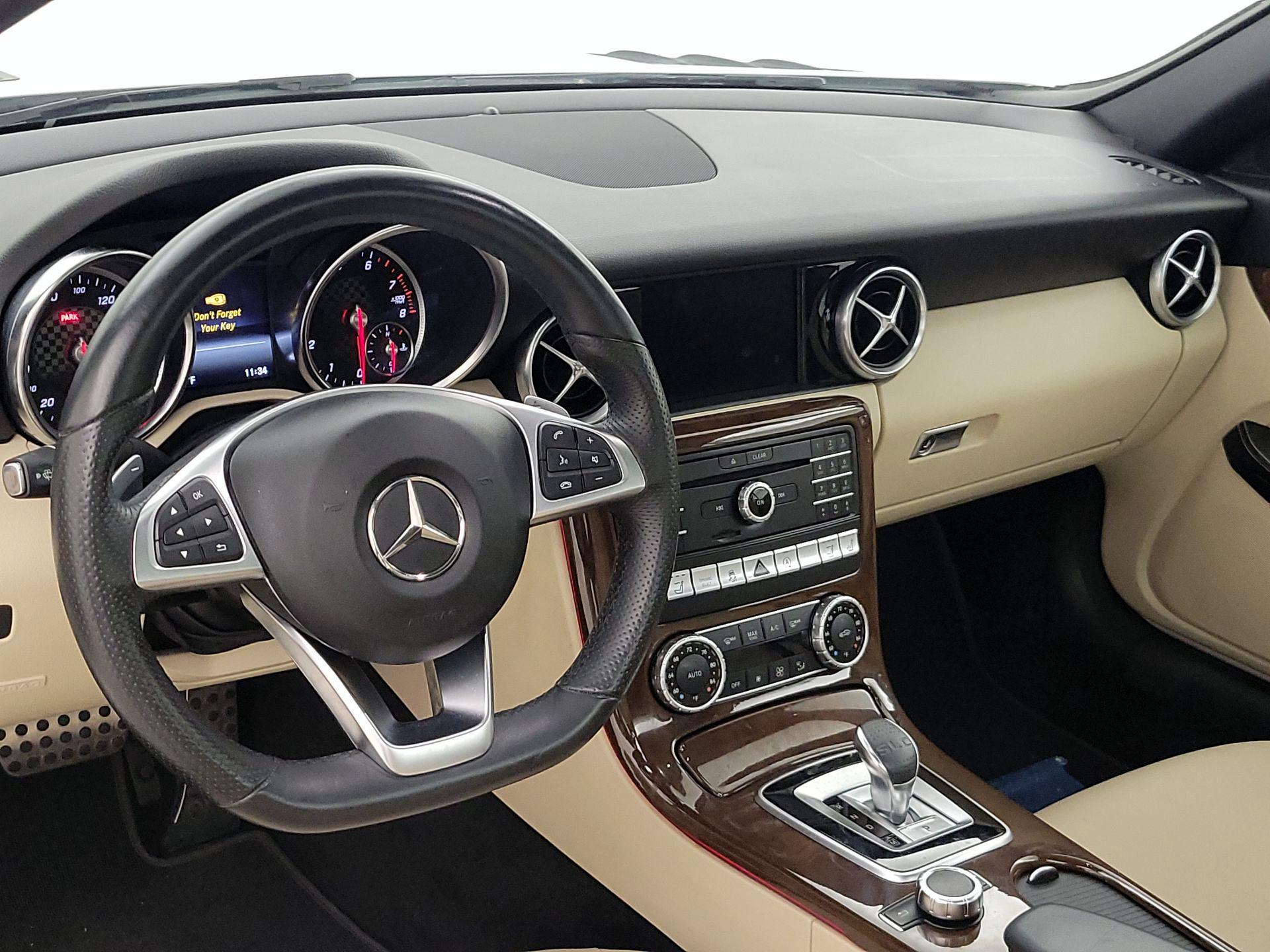 Thumbnail: 2020 Mercedes-Benz SLC - 9