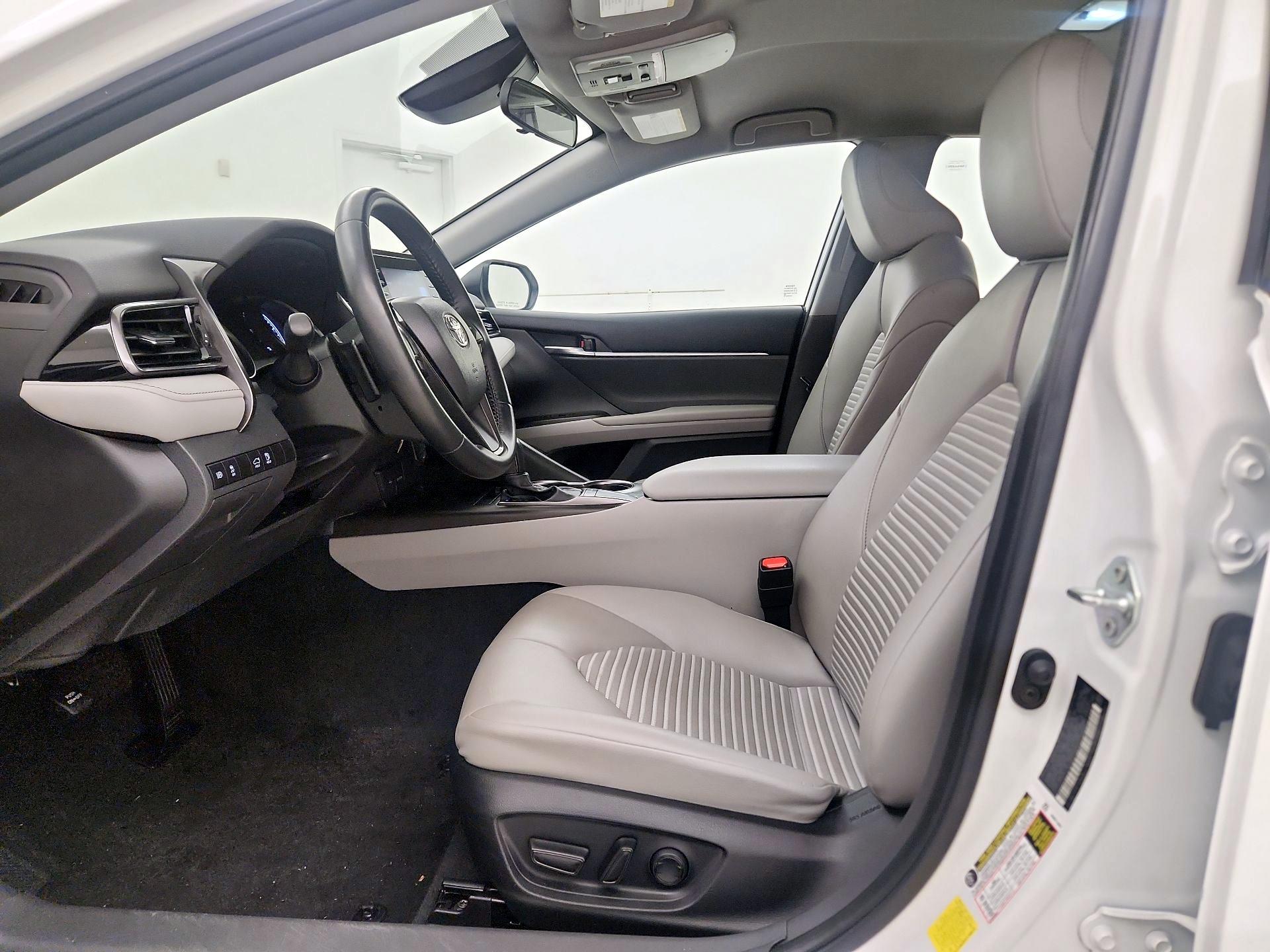 Thumbnail: 2023 Toyota Camry - 11