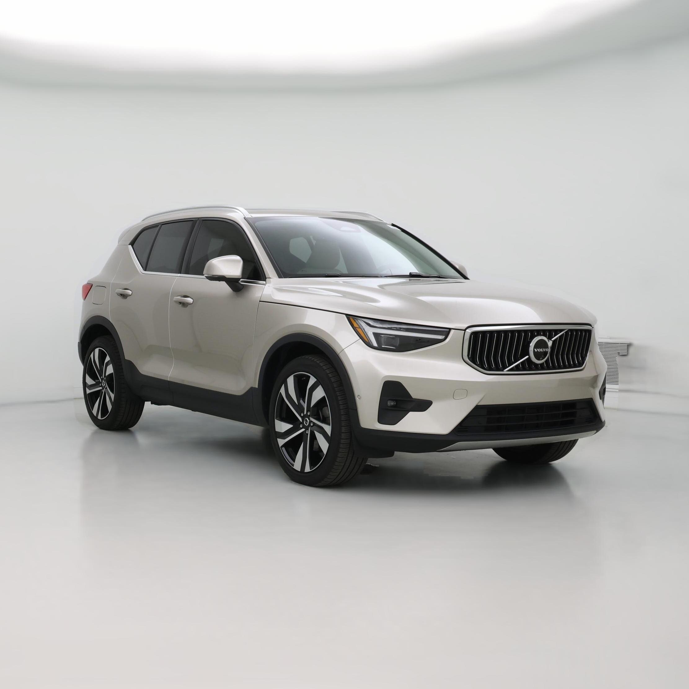 Thumbnail: 2024 Volvo XC40 - 1