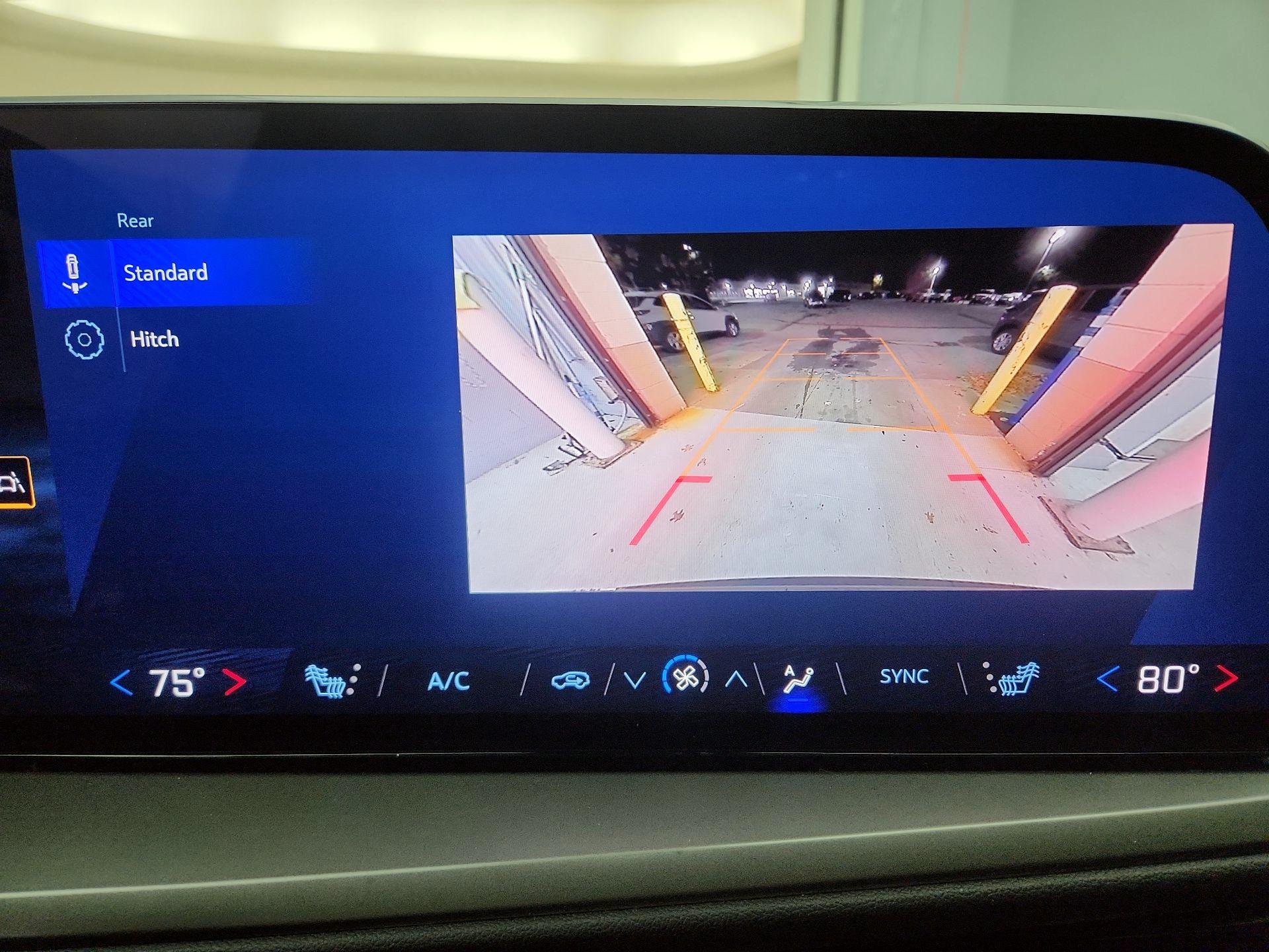 Thumbnail: 2025 Chevrolet Traverse - 15