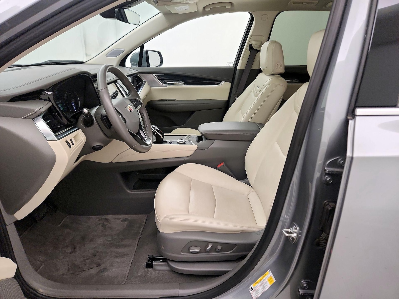 2025 Cadillac XT6 Premium Luxury - Photo 12