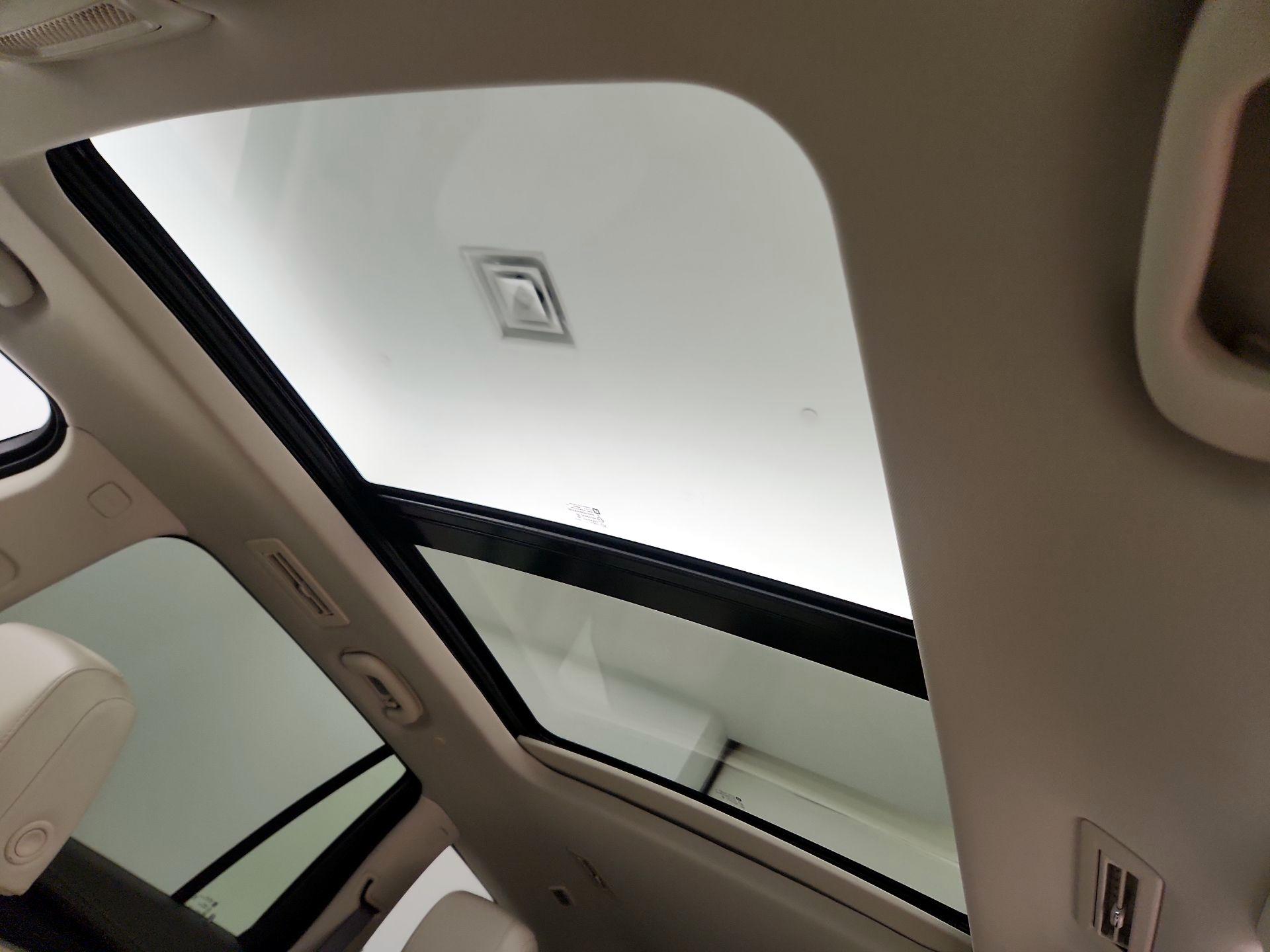 Thumbnail: 2025 Cadillac XT6 - 19