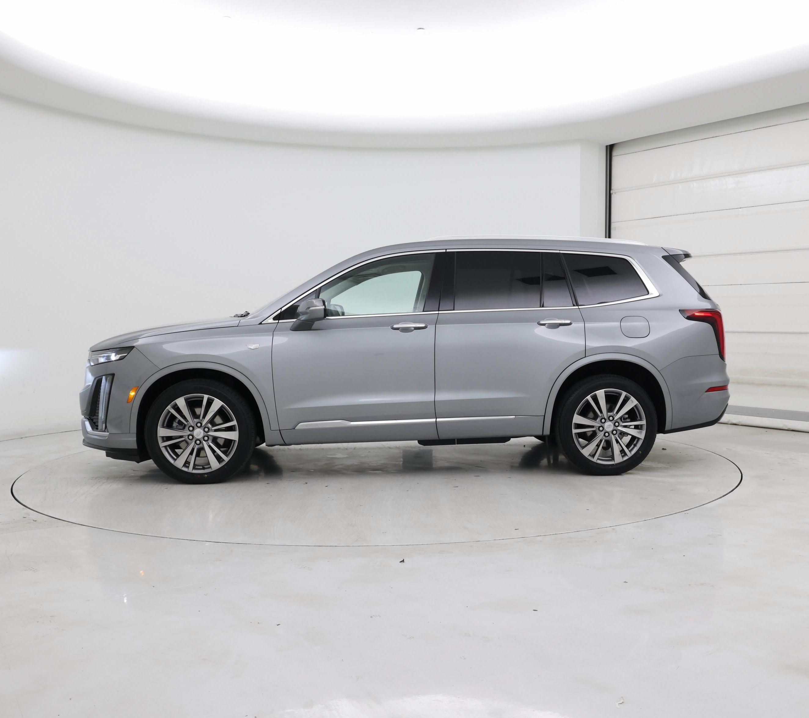 Thumbnail: 2025 Cadillac XT6 - 3