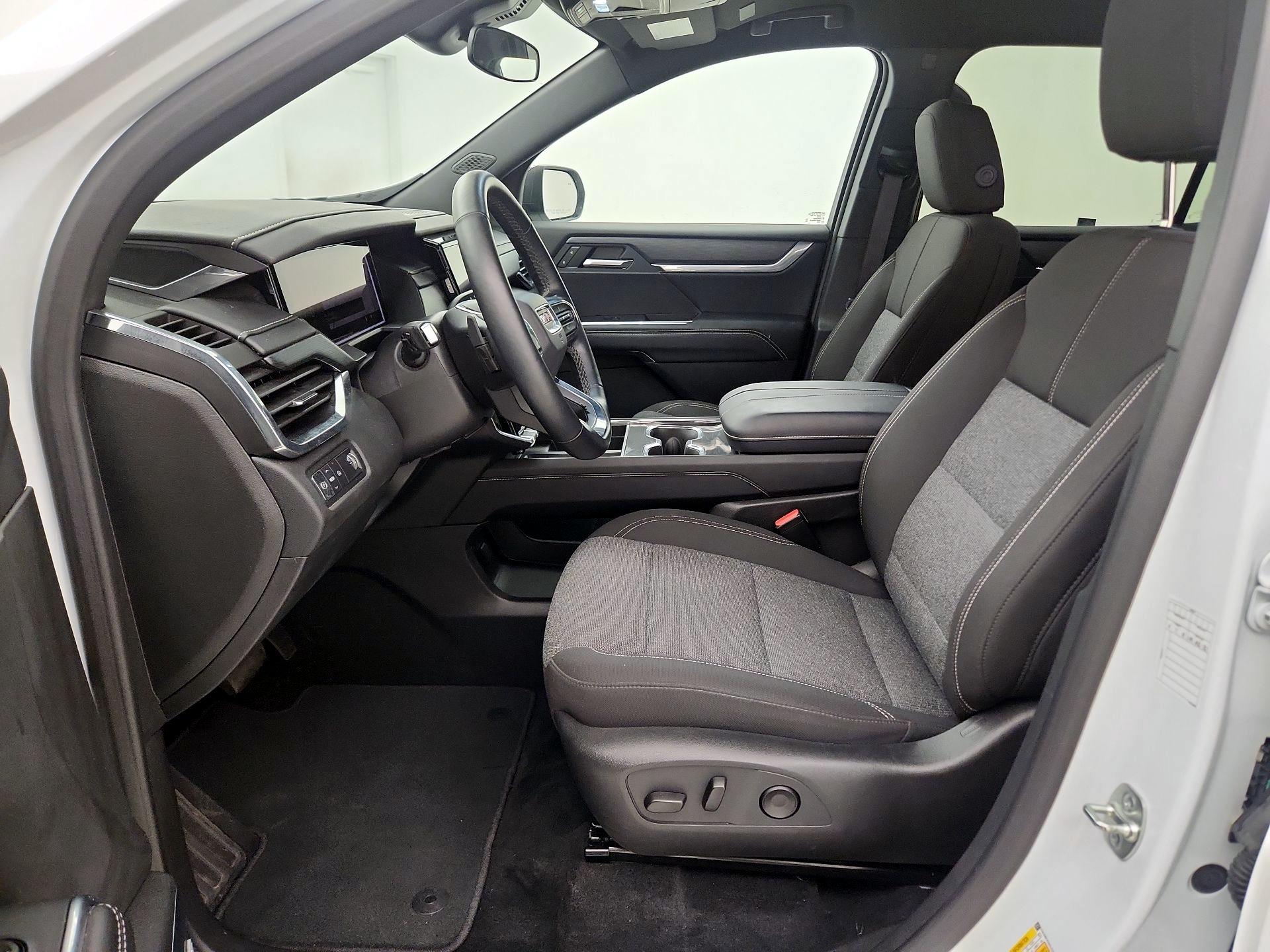 Thumbnail: 2025 GMC Acadia - 11