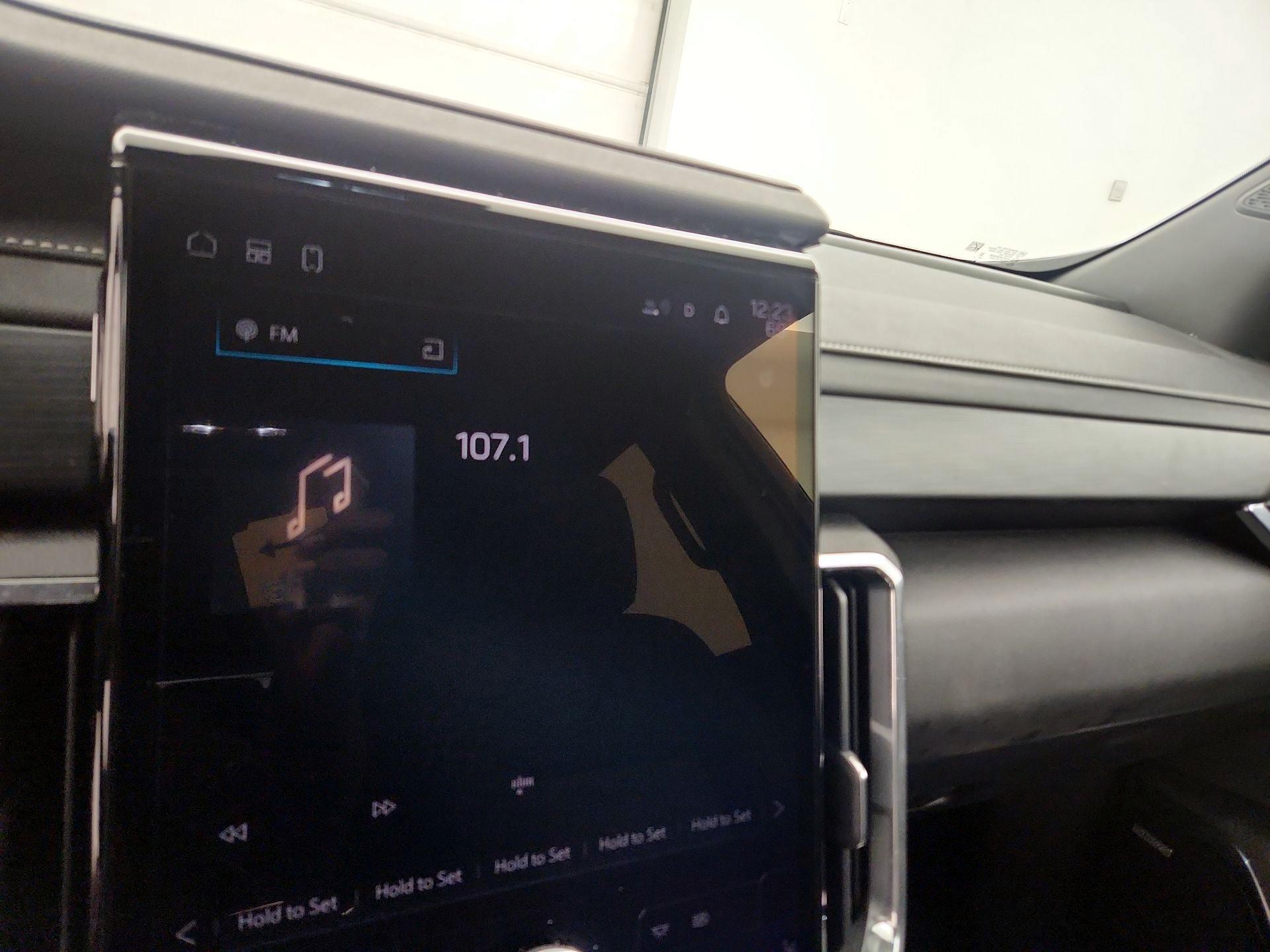 Thumbnail: 2025 GMC Acadia - 16