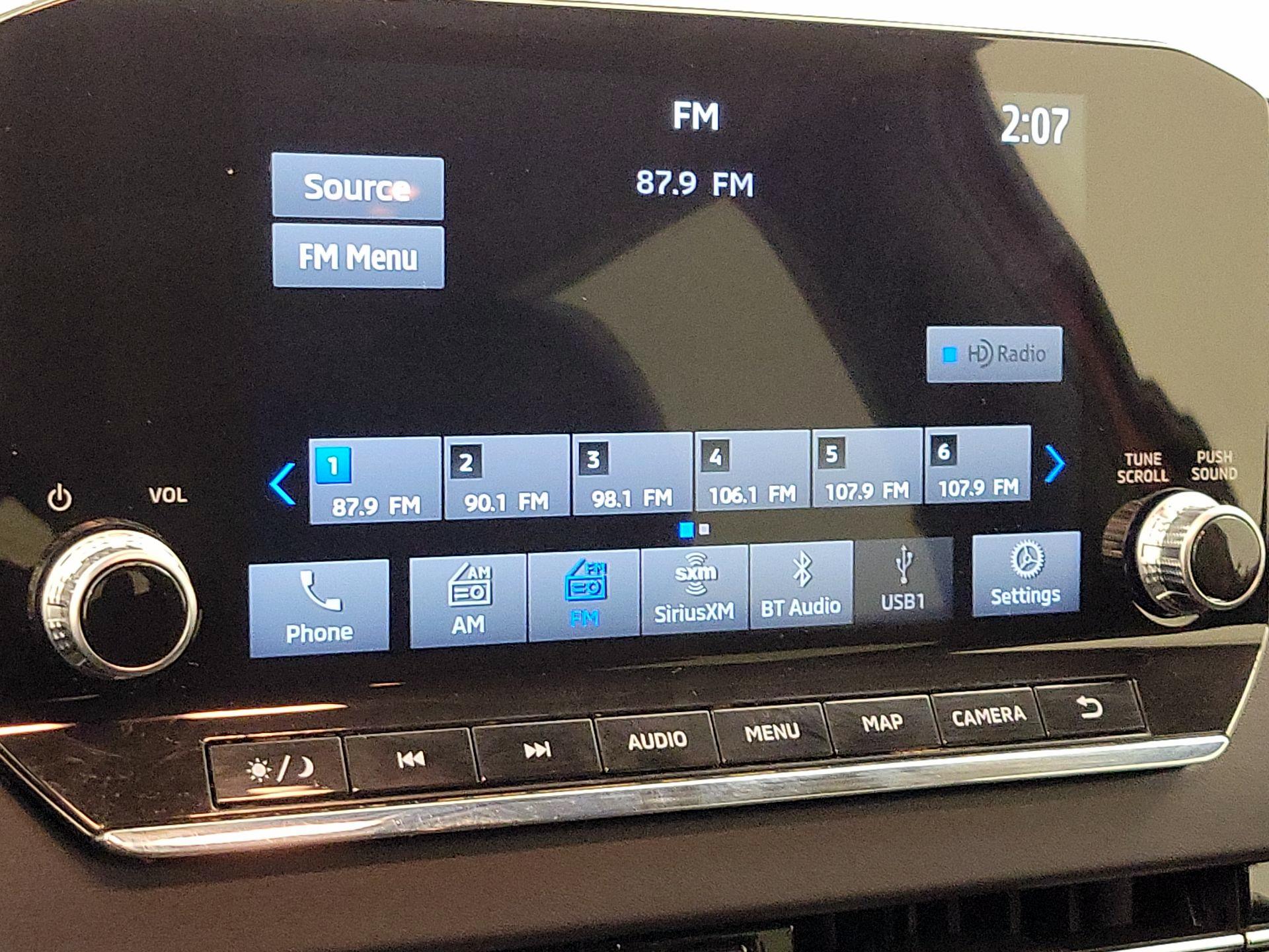 Thumbnail: 2024 Mitsubishi Outlander - 16