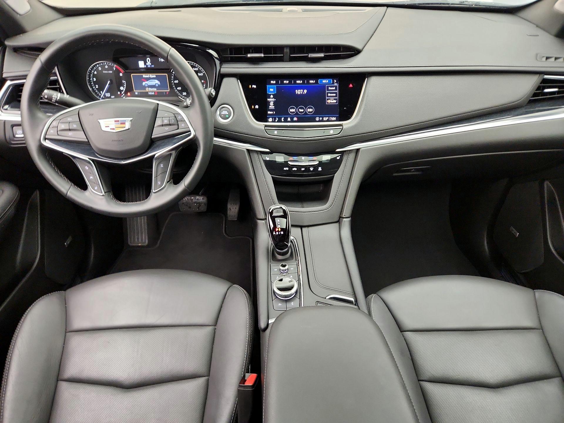 Thumbnail: 2025 Cadillac XT5 - 9