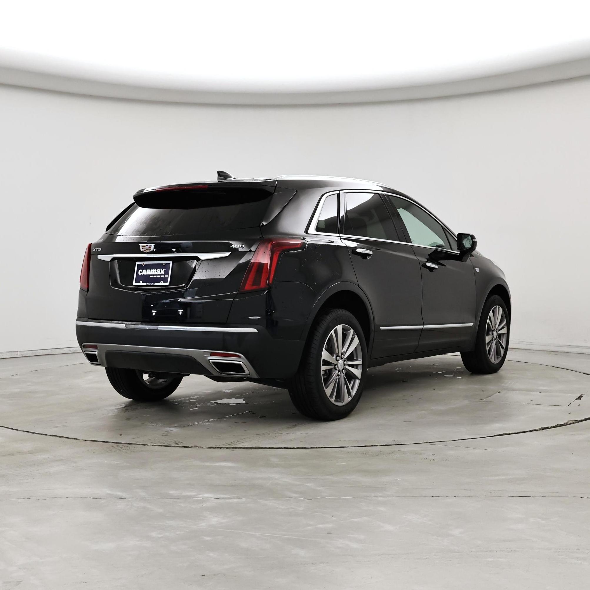 Thumbnail: 2025 Cadillac XT5 - 8