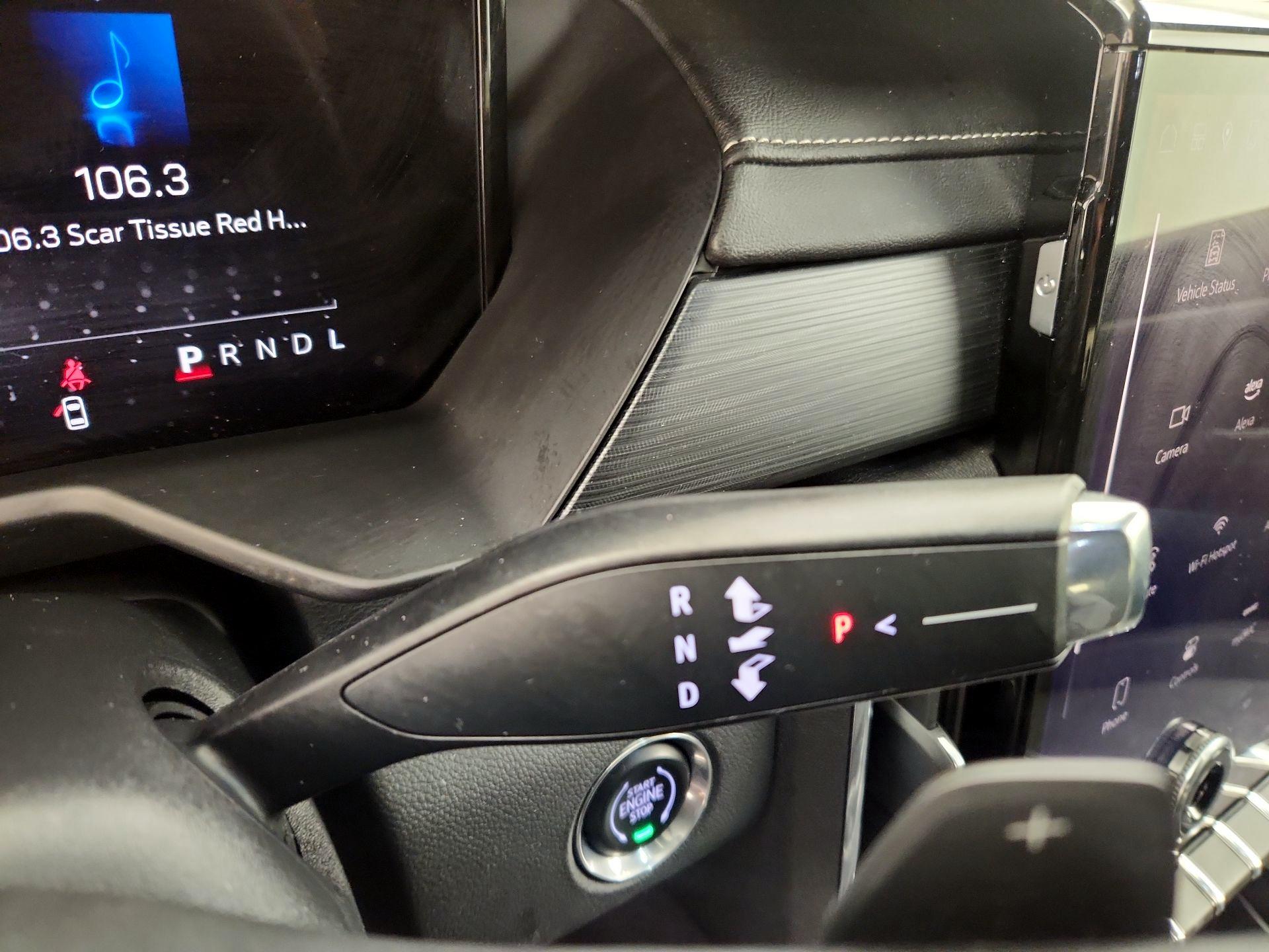 Thumbnail: 2025 GMC Acadia - 17