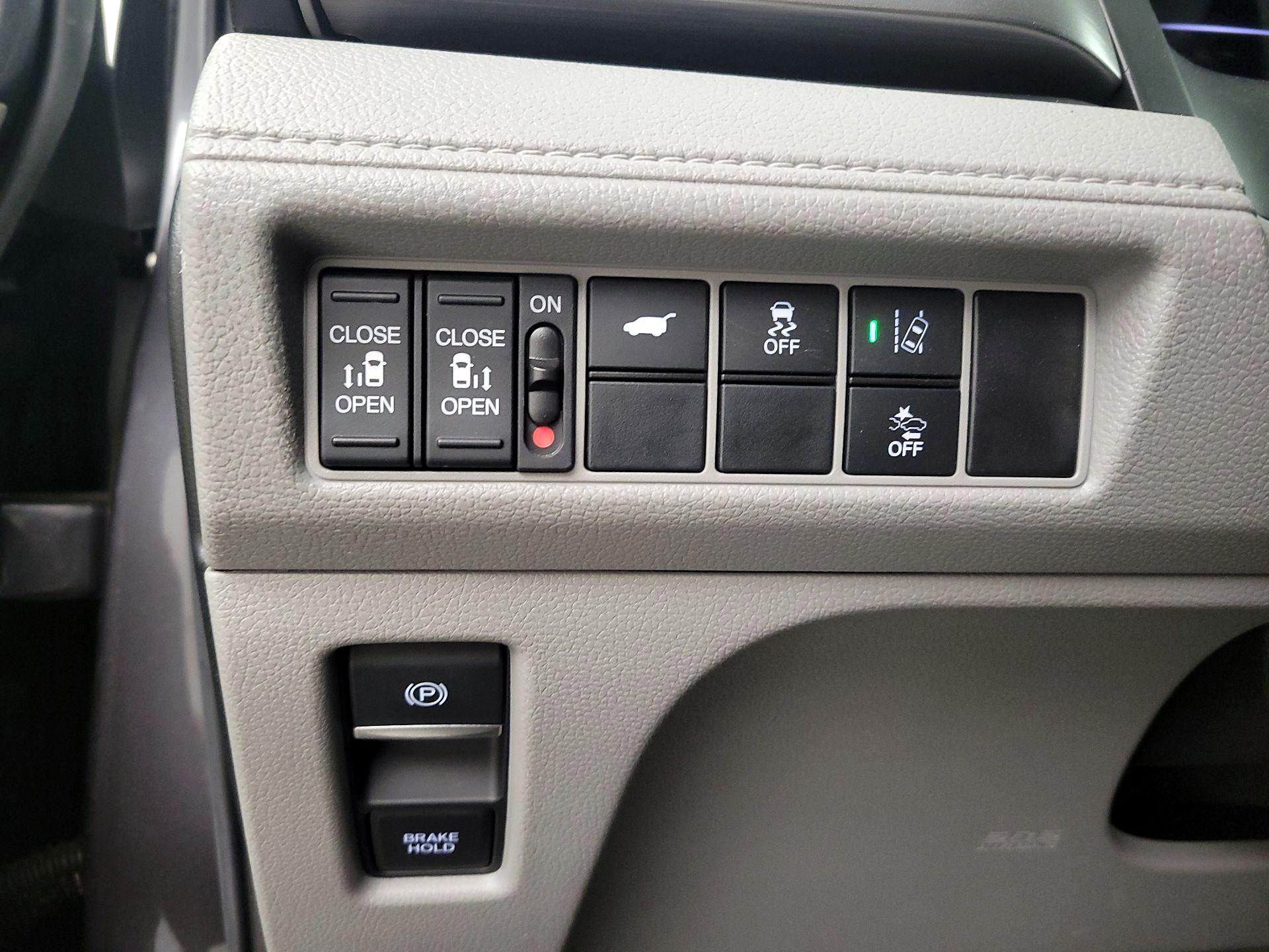 Thumbnail: 2020 Honda Odyssey - 13