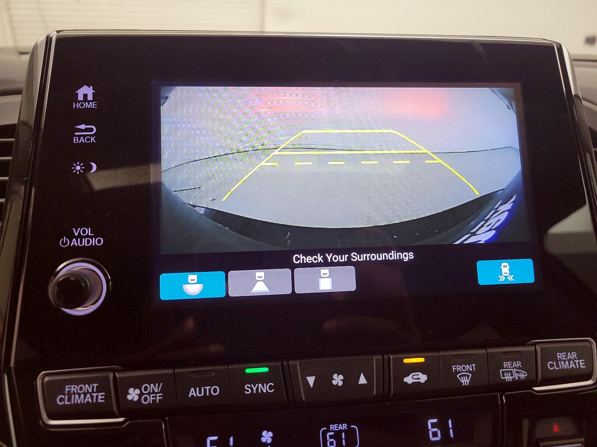 Thumbnail: 2020 Honda Odyssey - 14