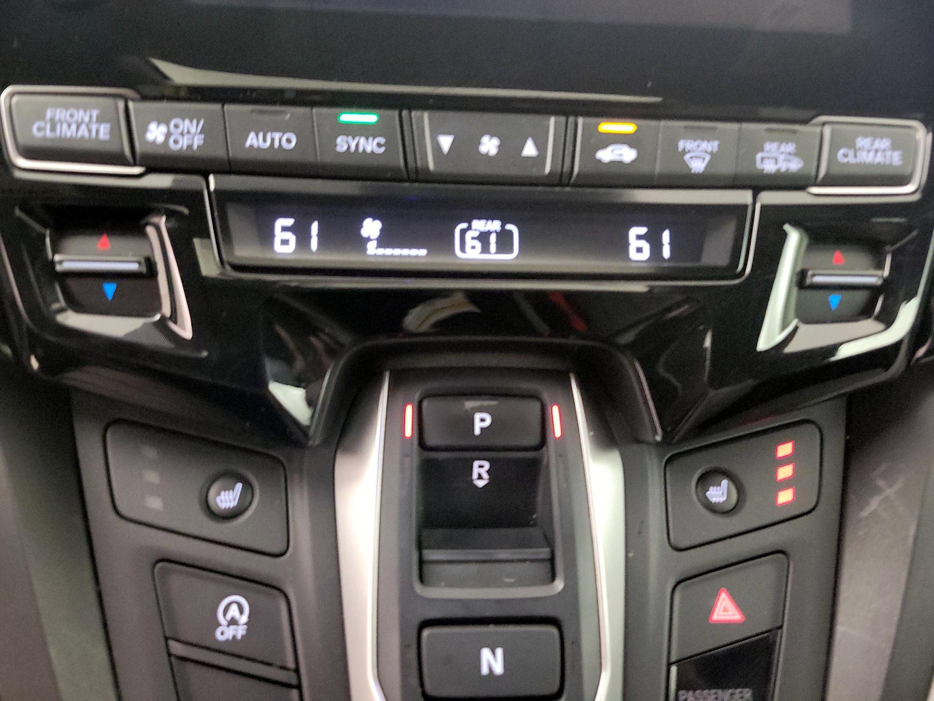 Thumbnail: 2020 Honda Odyssey - 16