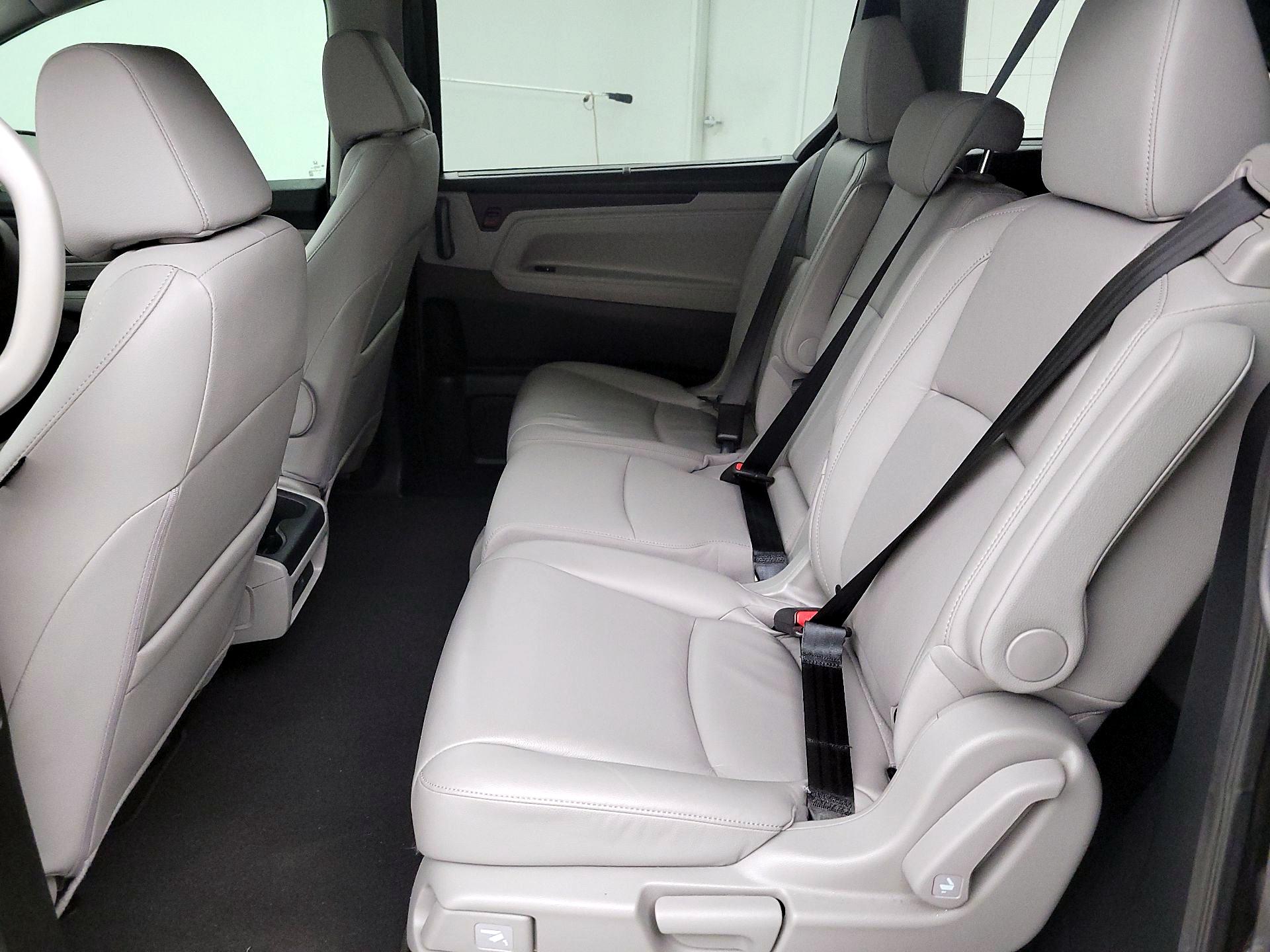 Thumbnail: 2020 Honda Odyssey - 20