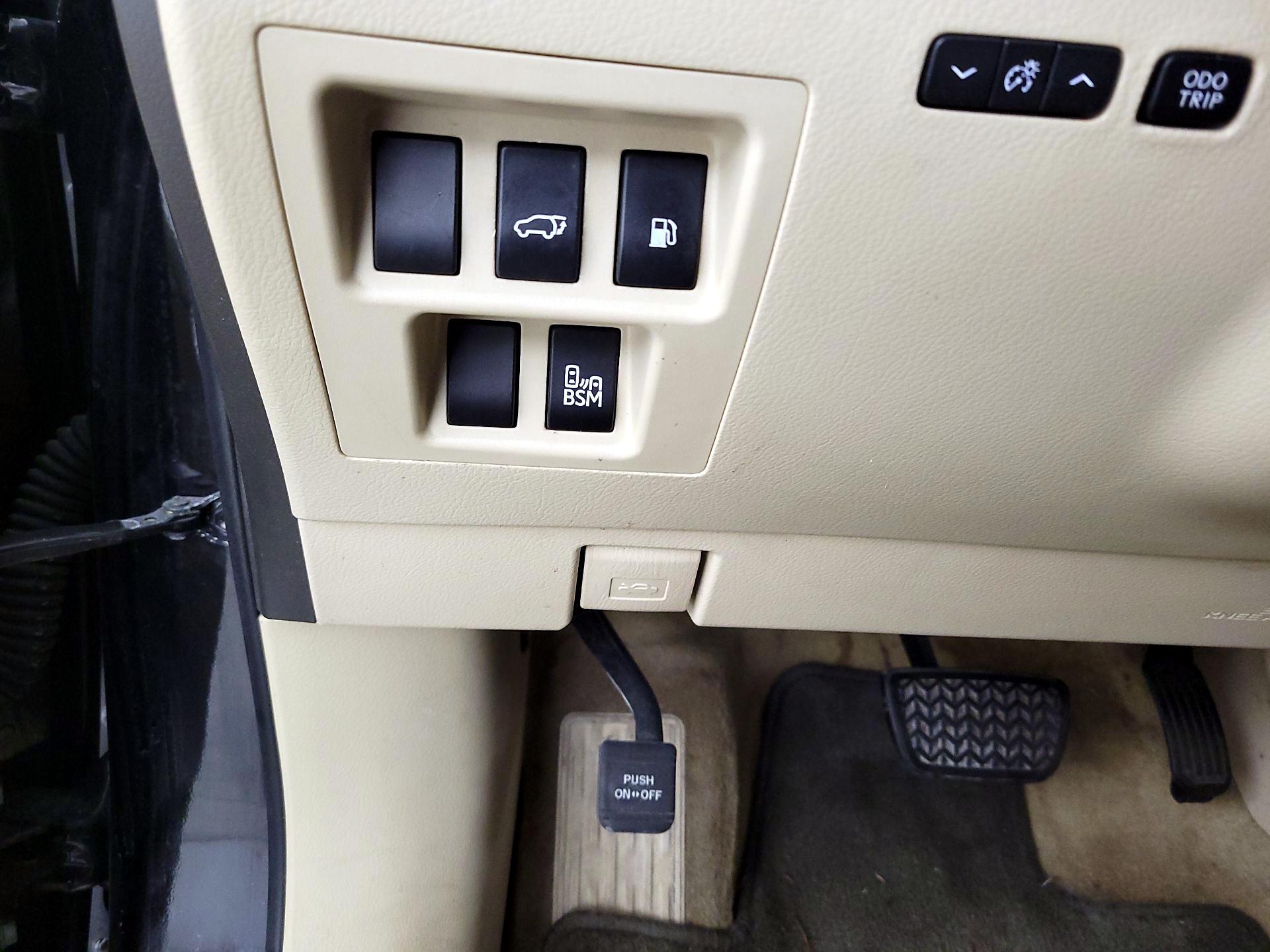 Thumbnail: 2014 Lexus RX - 13