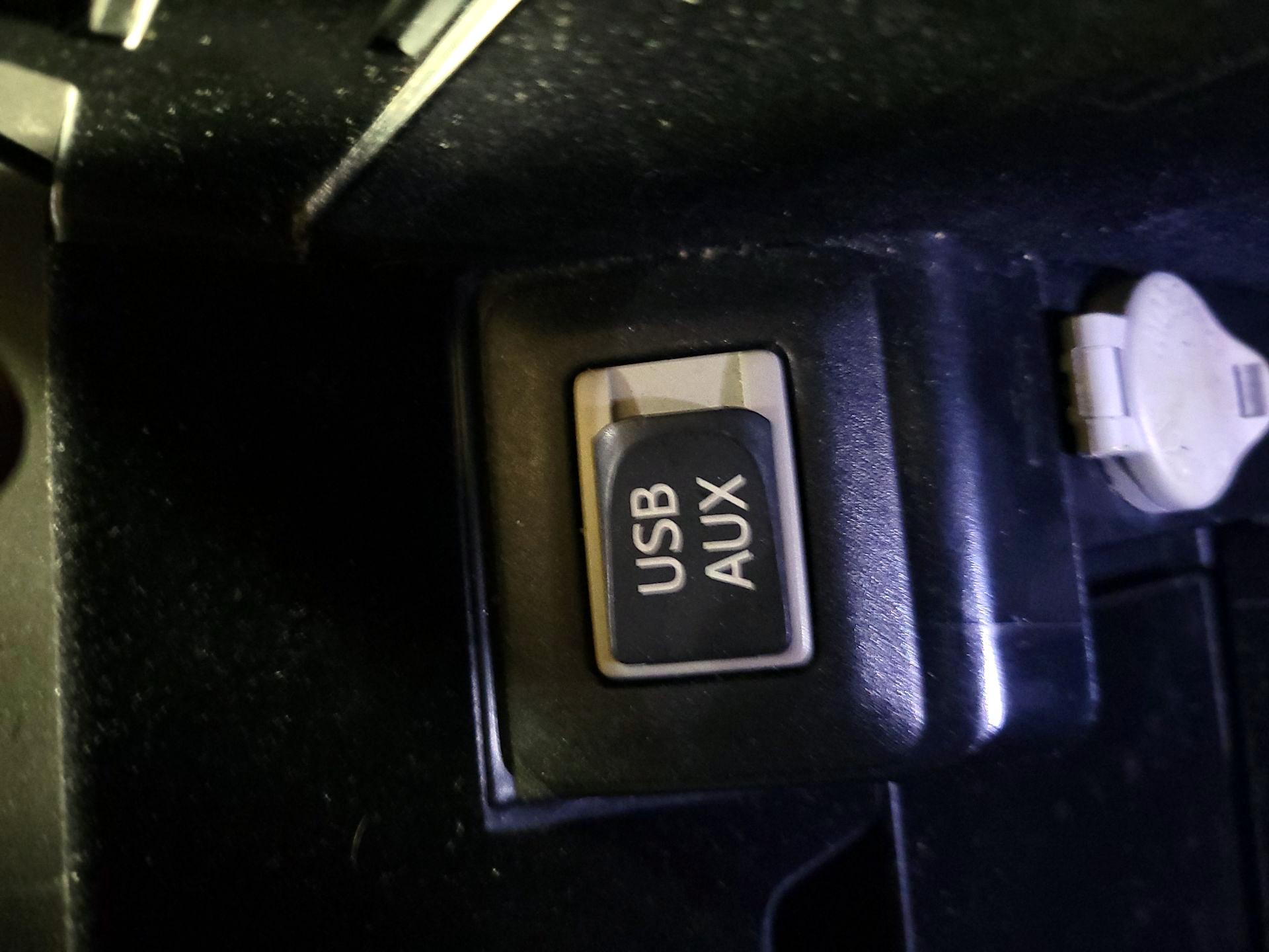 Thumbnail: 2014 Lexus RX - 18