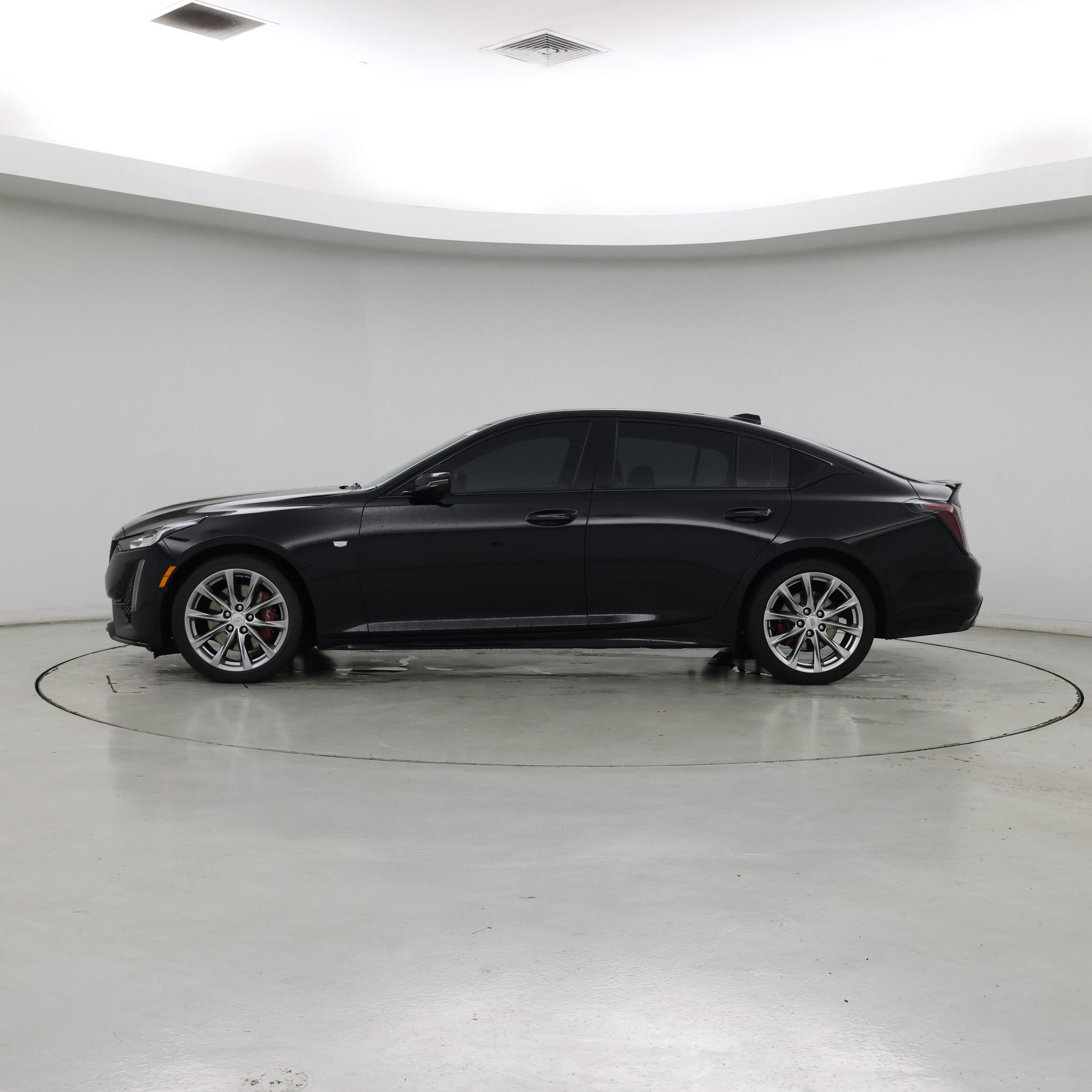 Thumbnail: 2022 Cadillac CT5 - 3