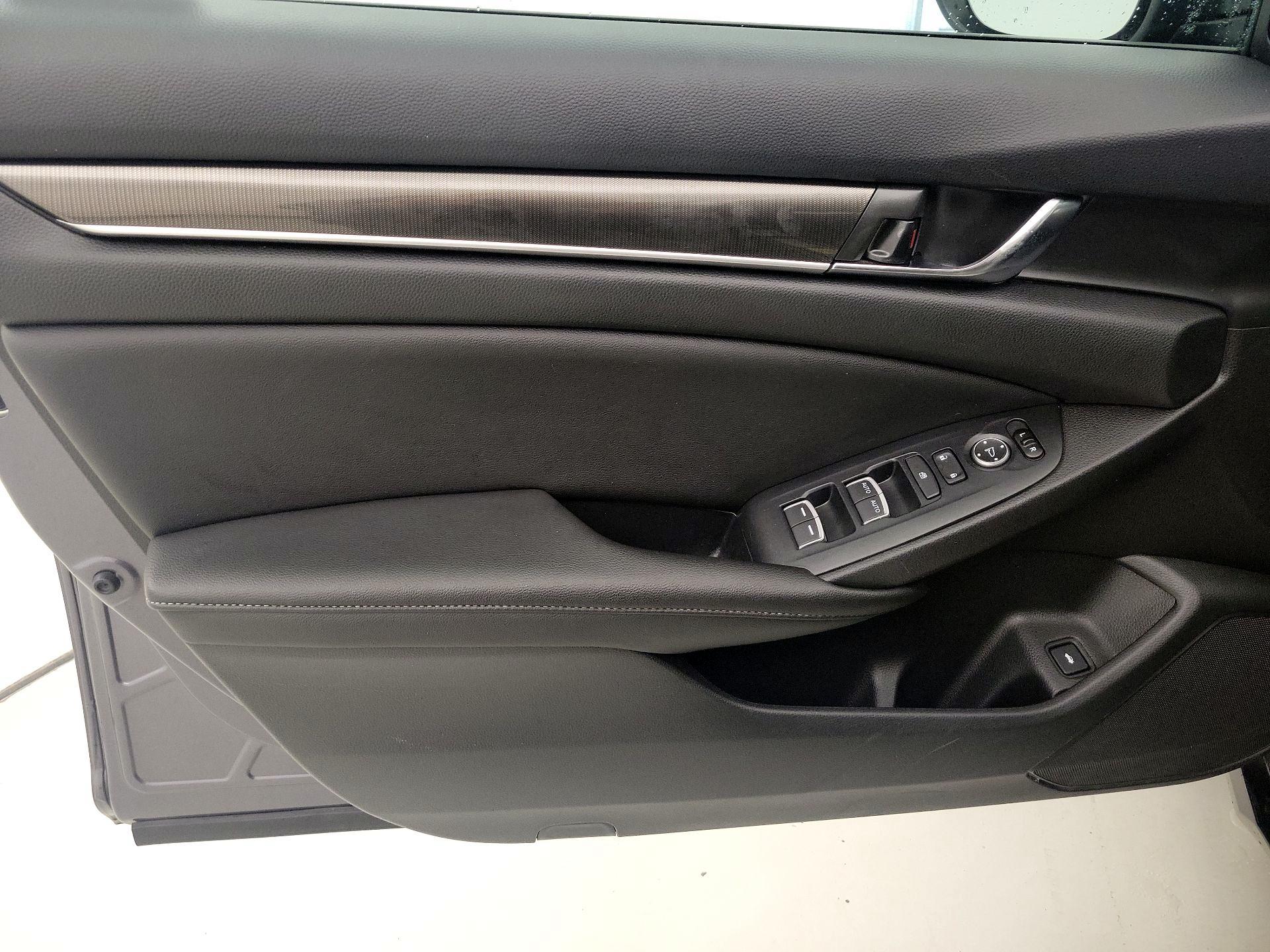 Thumbnail: 2020 Honda Accord - 12