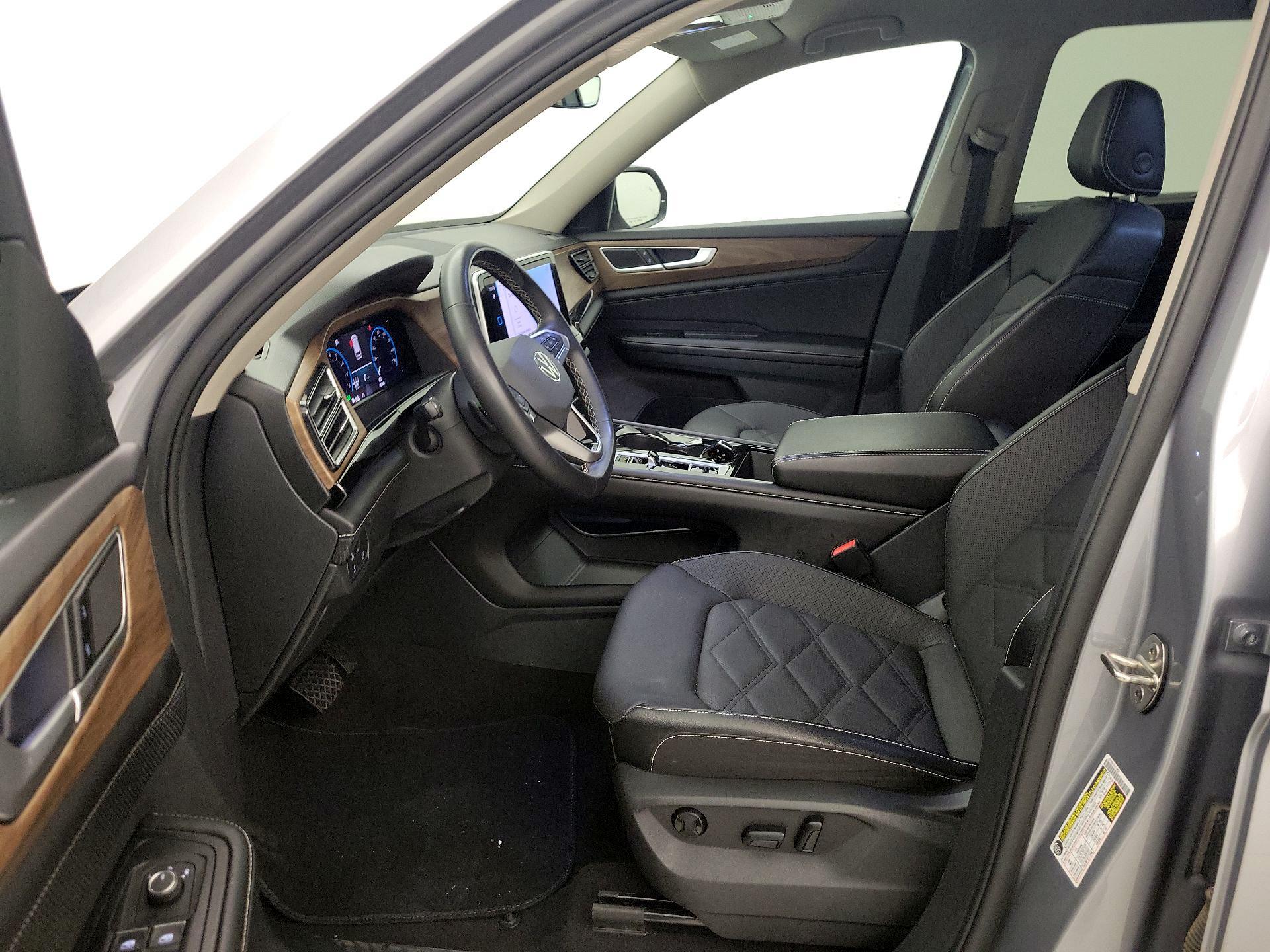 Thumbnail: 2024 Volkswagen Atlas - 11