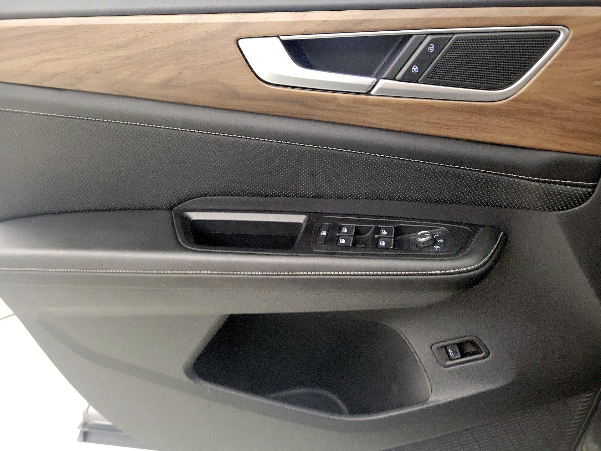 Thumbnail: 2024 Volkswagen Atlas - 12