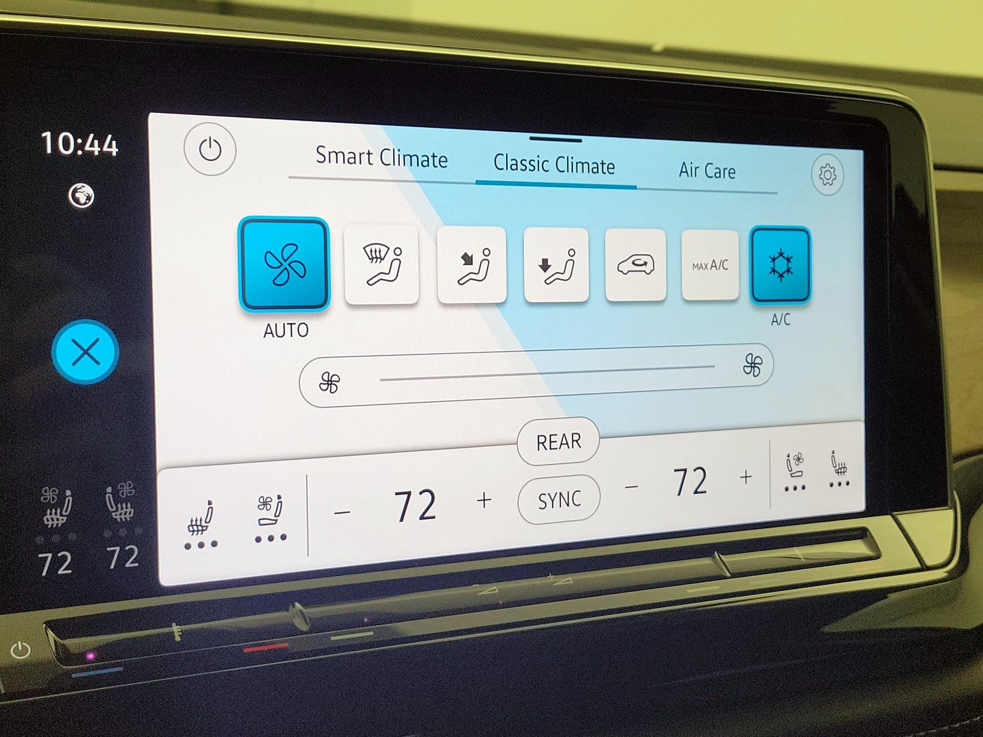 Thumbnail: 2024 Volkswagen Atlas - 16