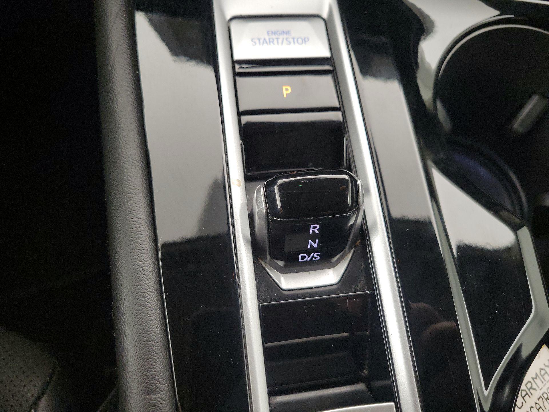 Thumbnail: 2024 Volkswagen Atlas - 17