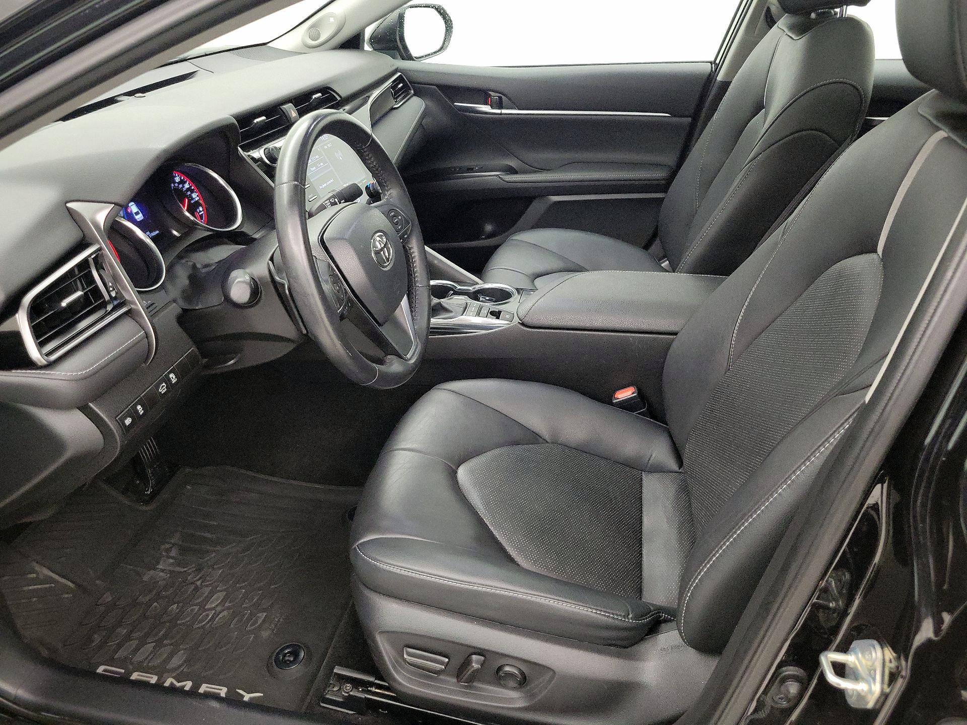 Thumbnail: 2020 Toyota Camry - 11
