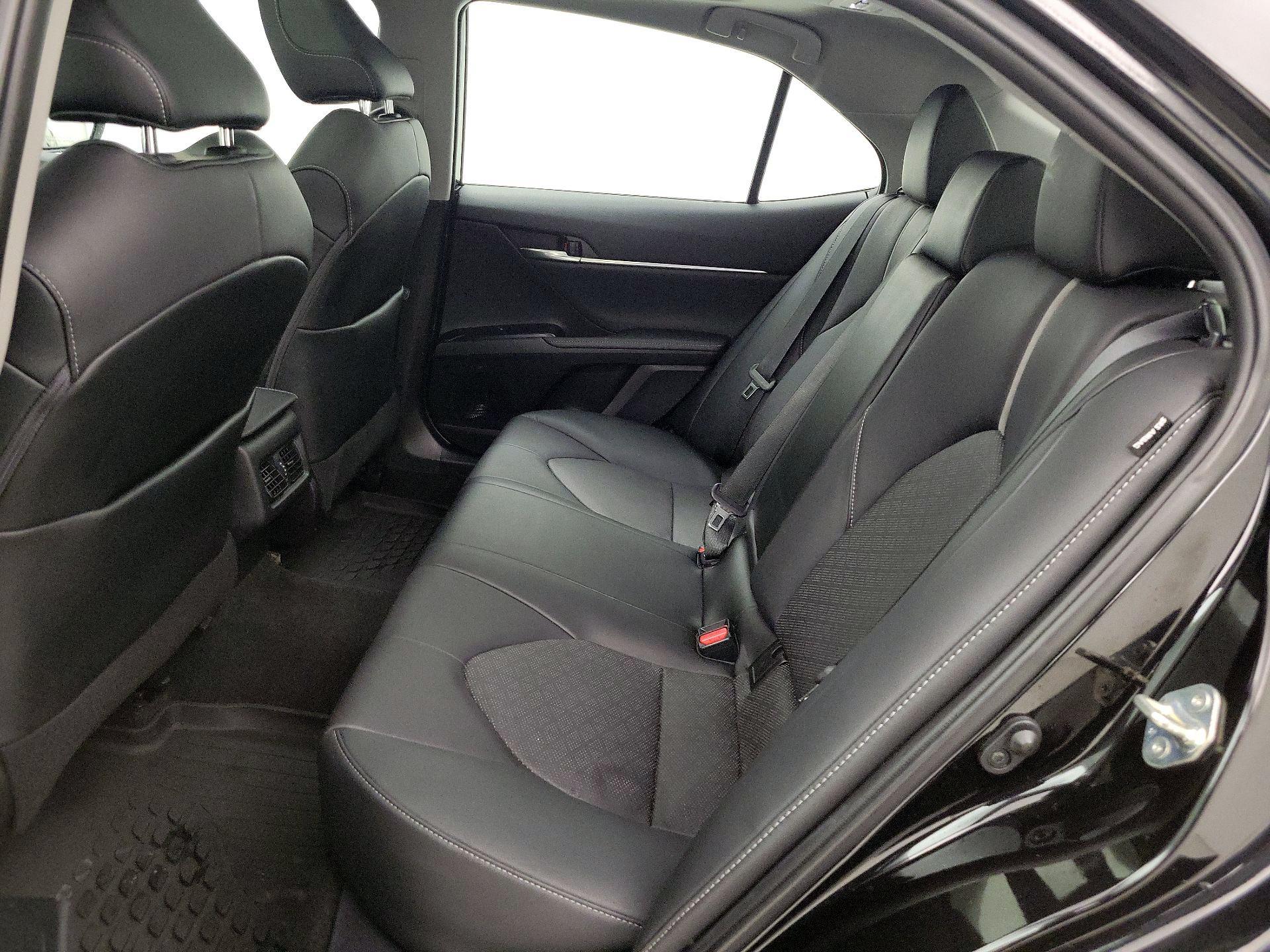 Thumbnail: 2020 Toyota Camry - 20