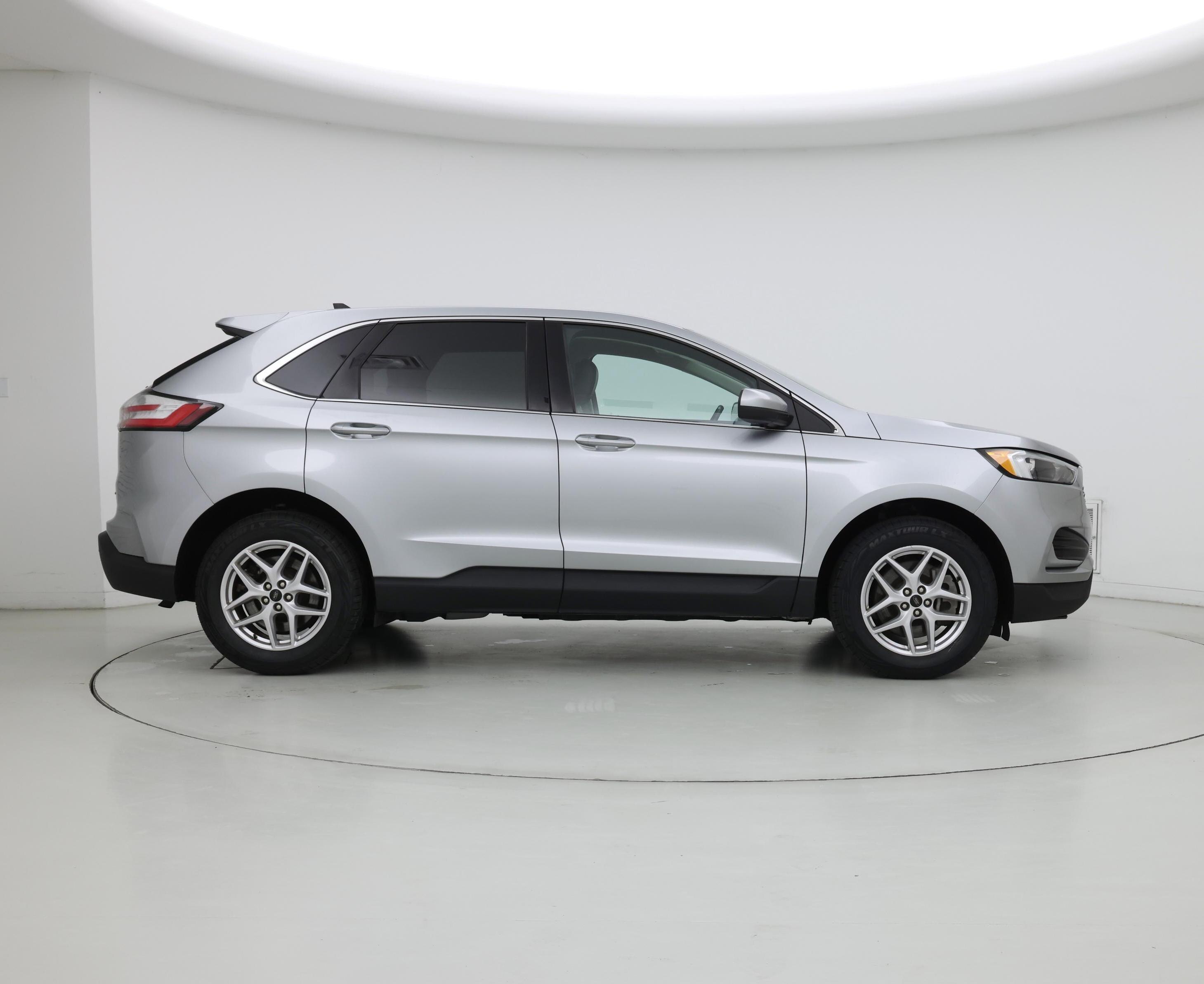 Thumbnail: 2023 Ford Edge - 7