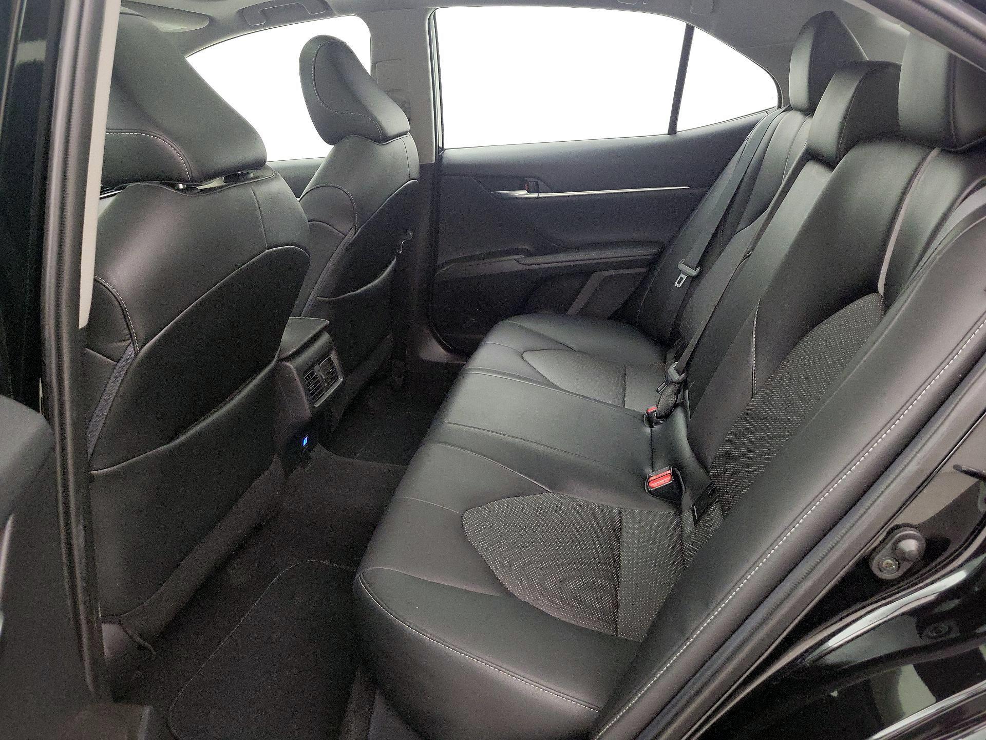 Thumbnail: 2022 Toyota Camry - 20