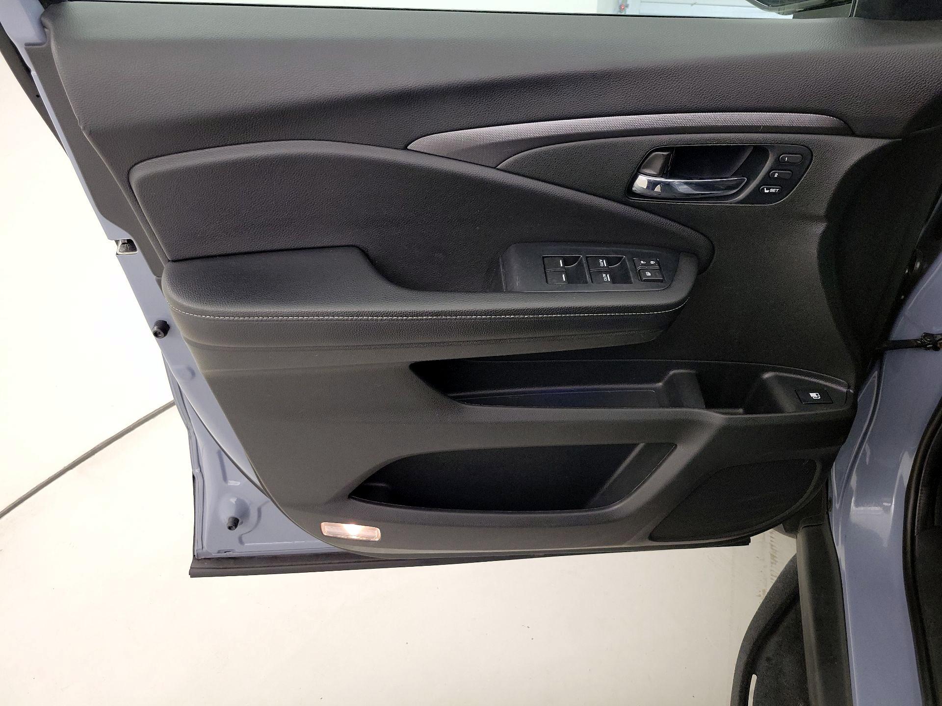 Thumbnail: 2023 Honda Ridgeline - 12