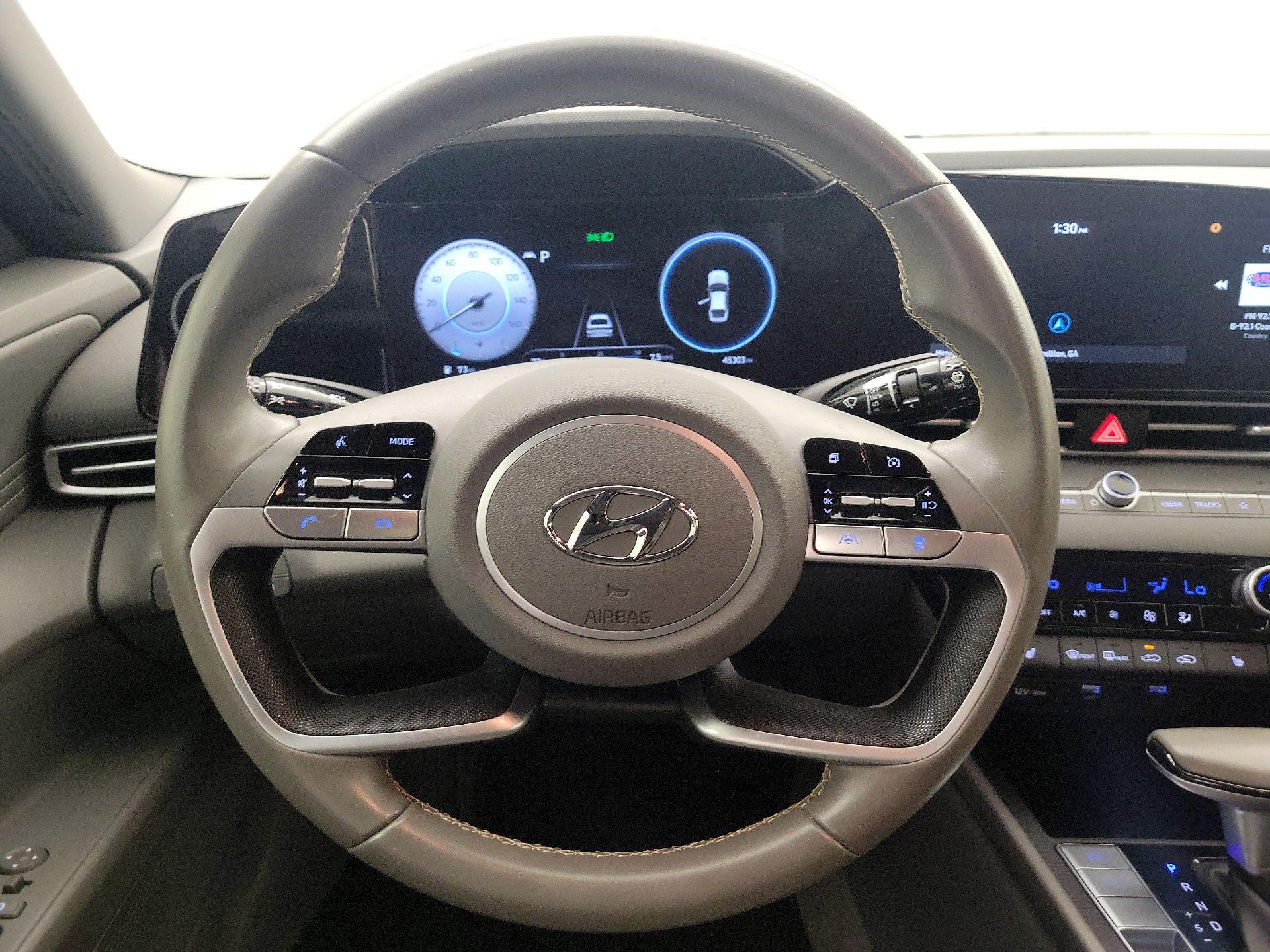 Thumbnail: 2023 Hyundai Elantra - 10