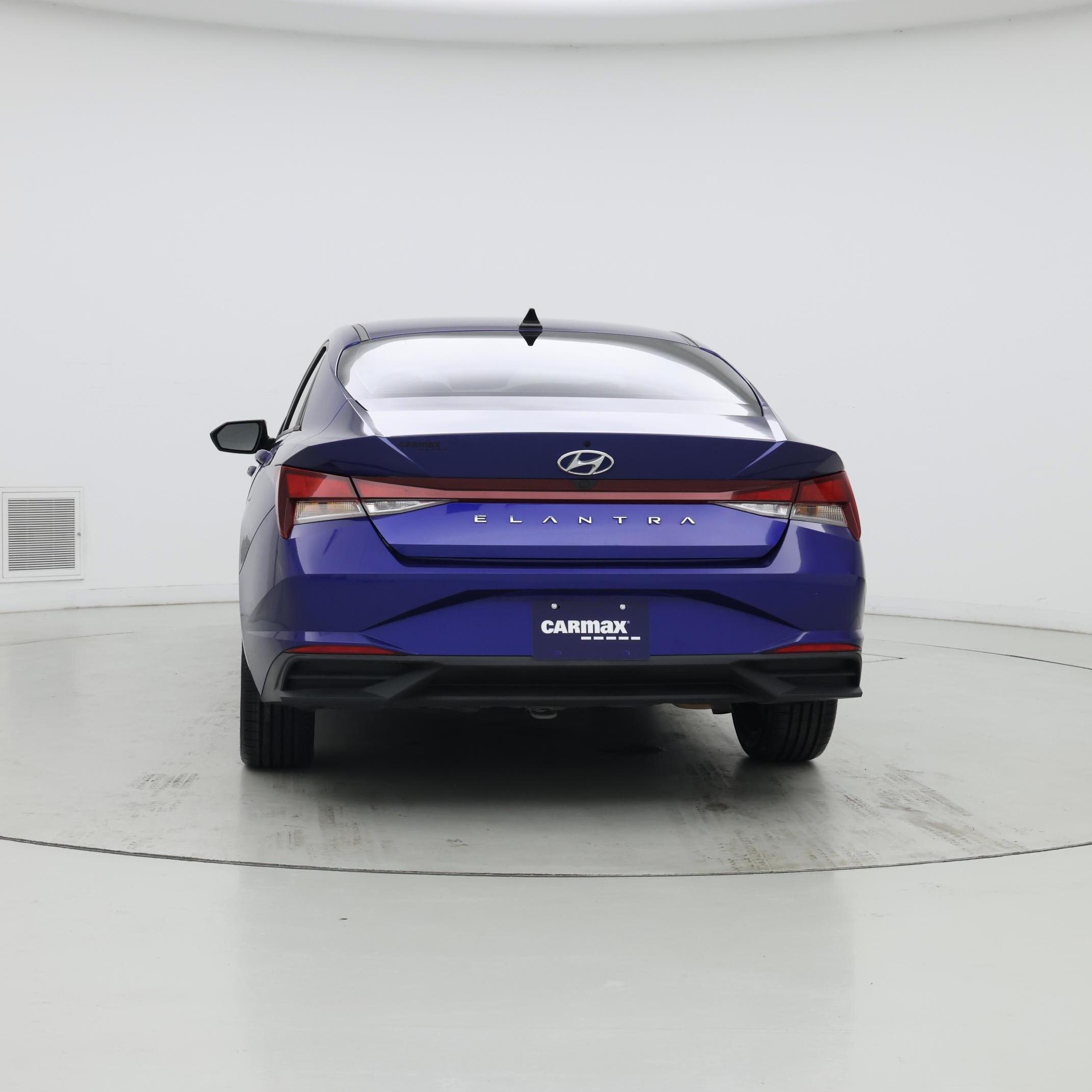 Thumbnail: 2023 Hyundai Elantra - 6