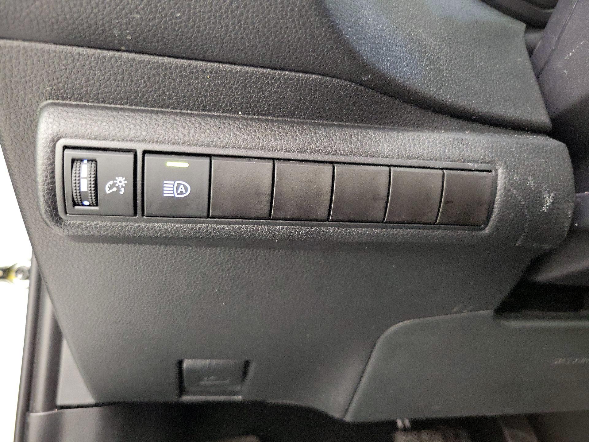 Thumbnail: 2022 Toyota Corolla - 13