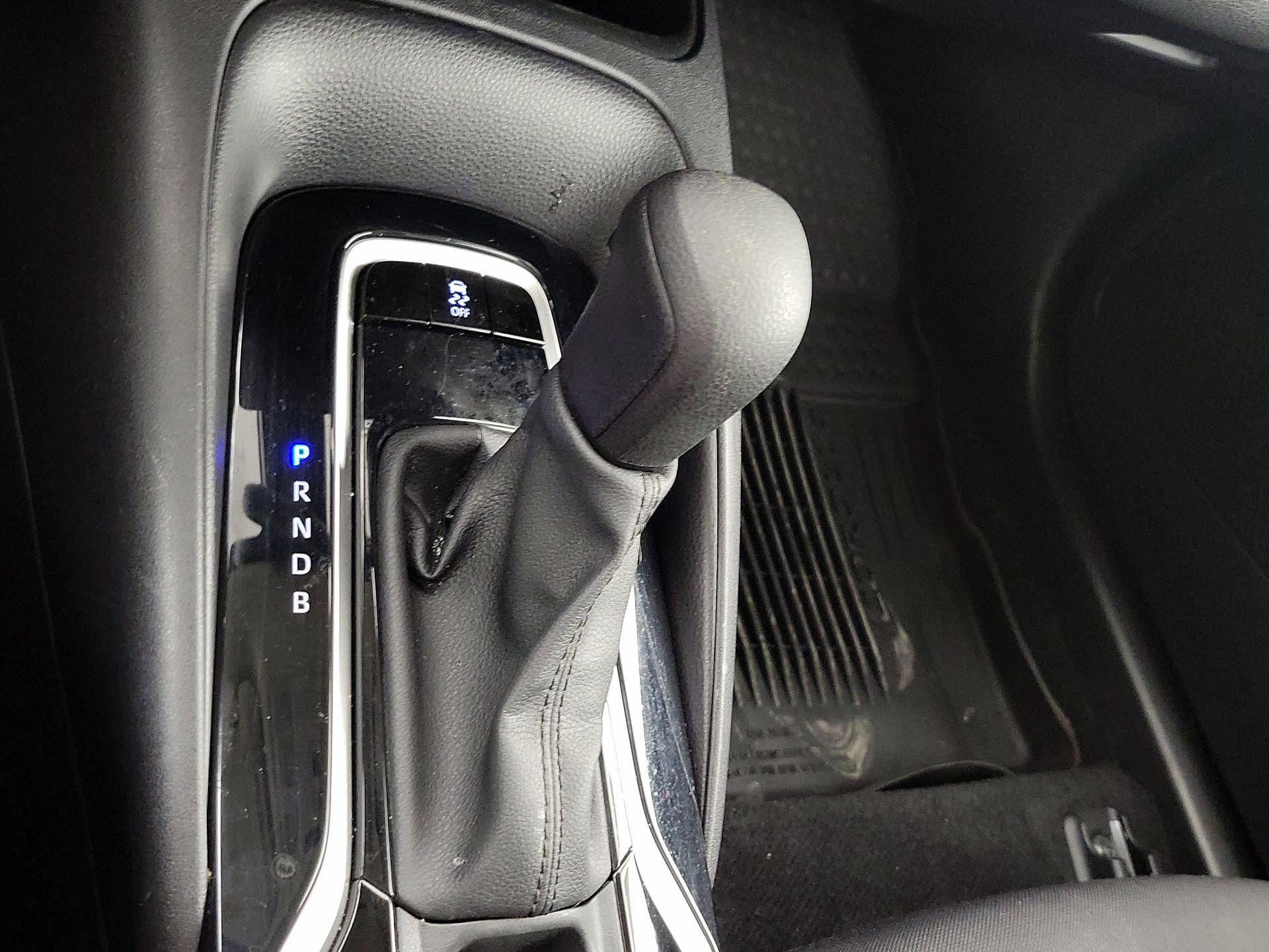 Thumbnail: 2022 Toyota Corolla - 17